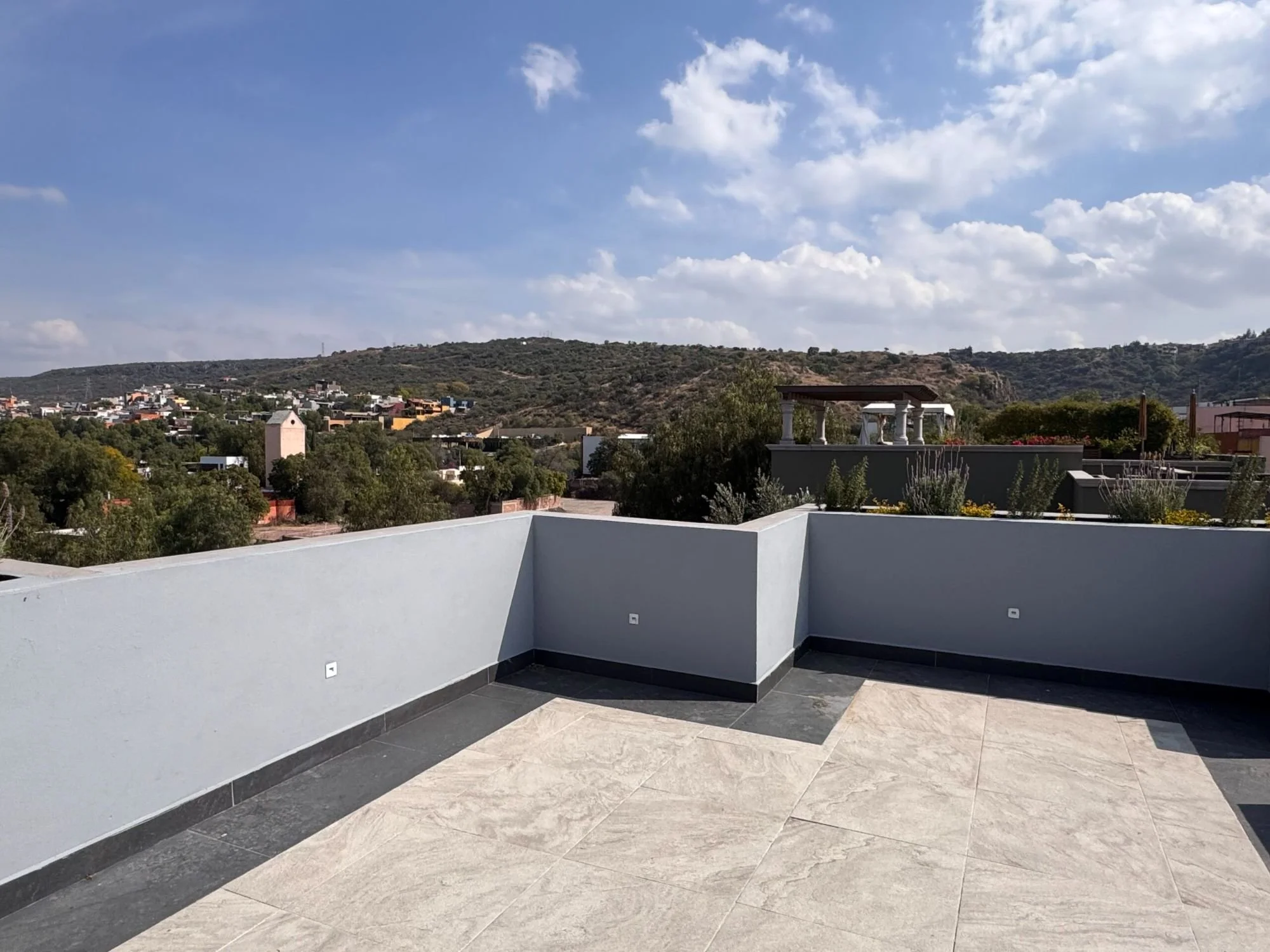 Casa de la Luz Tracy Moss Real Estate Luxury homes san miguel de allende 4.jpg
