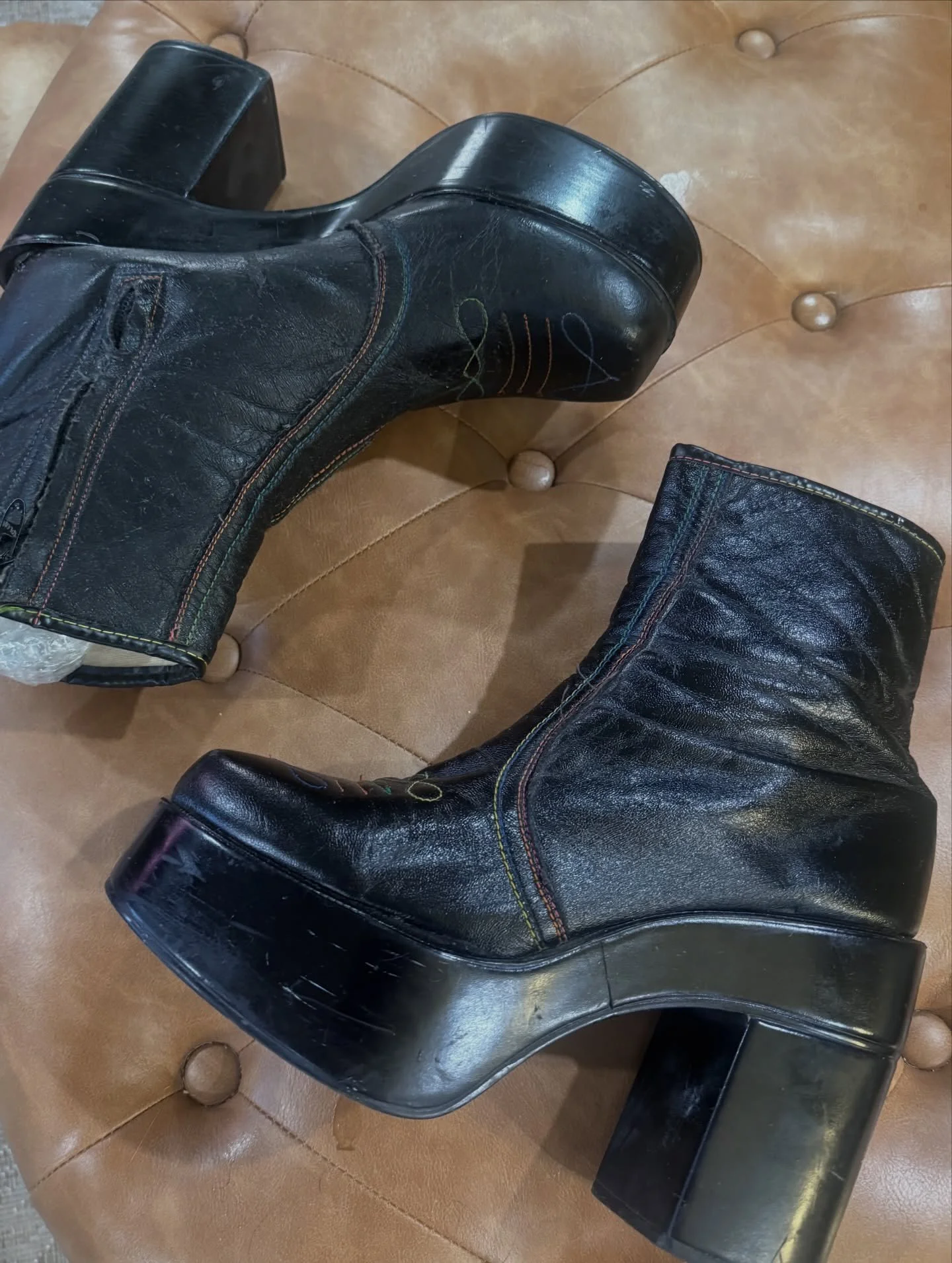 These are fun ✨🕺🏻🪩

#1970s 
#1970svintage 
#70saesthetic 
#denvercolorado 
#denvervintage