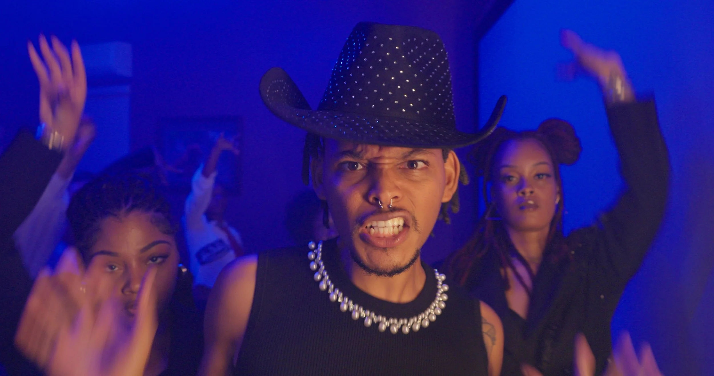 Timeline 1_01_03_48_21.jpg