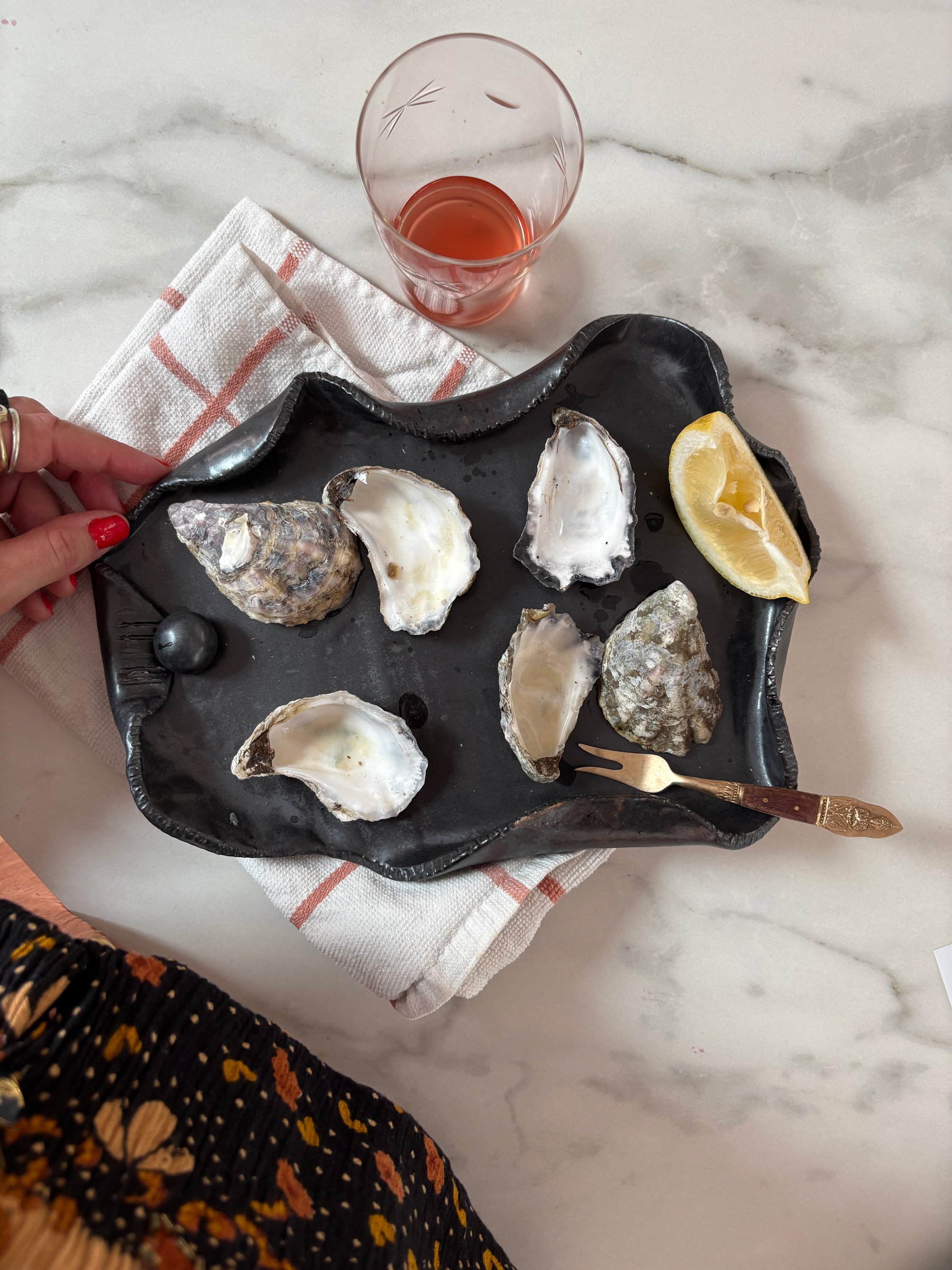 Slow-Rise-Ceramics-Noir-Pearl-Oyster-Plate-11.jpg