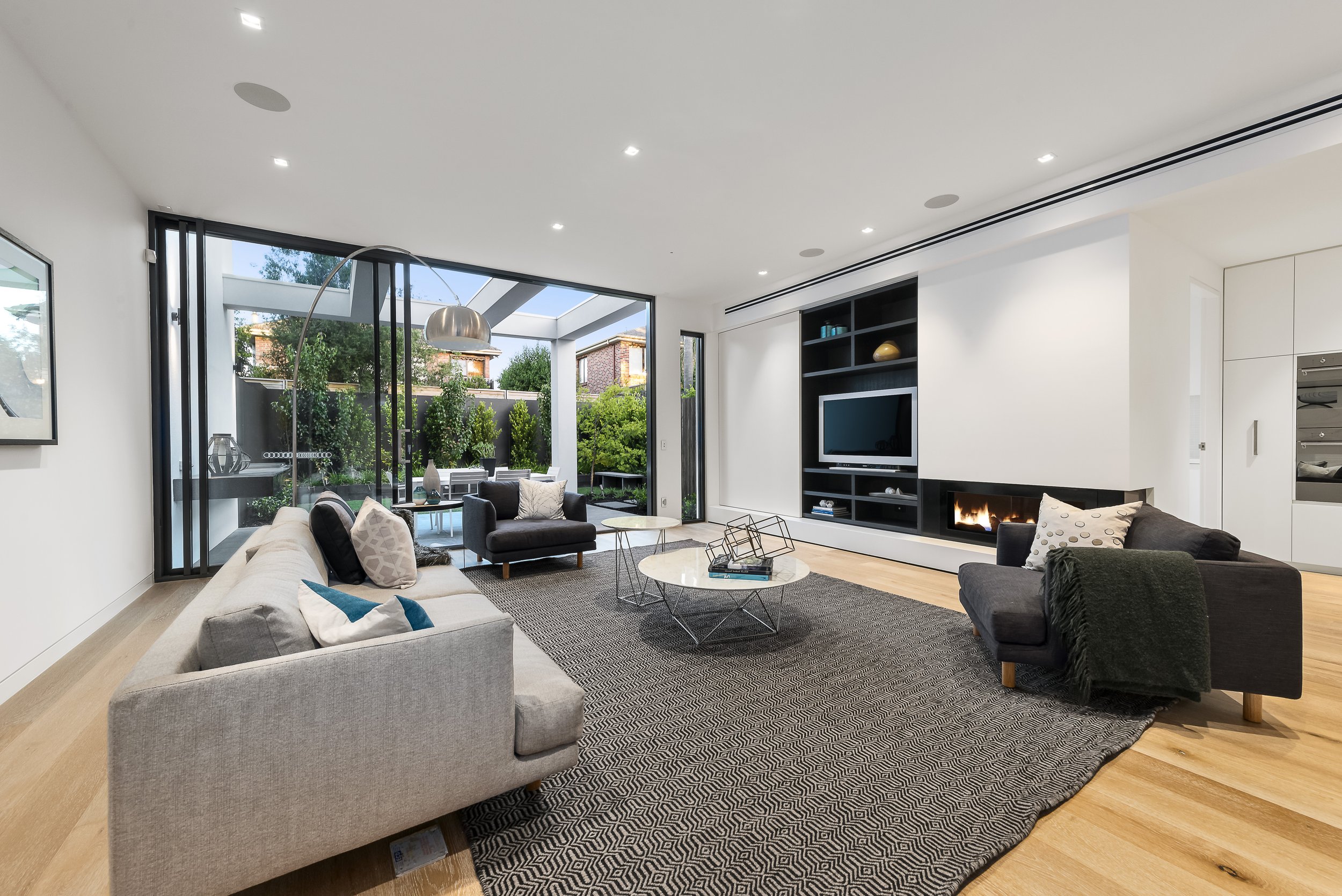 HallburyHomes_BestTownhouse2017_16ComerStBrightonEast_Original27395644.jpg