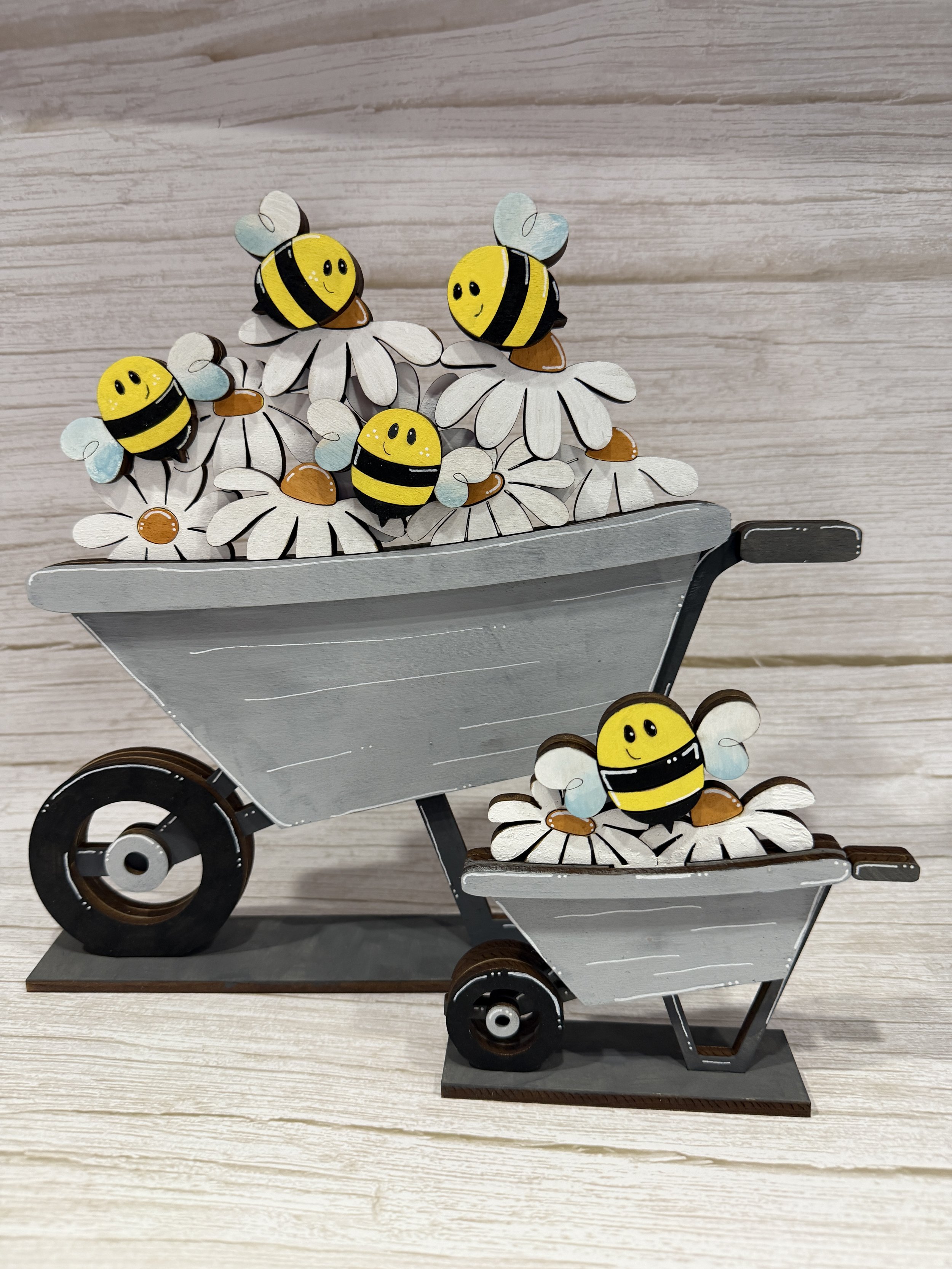 Whimsical Bee and Daisy Basket Insert