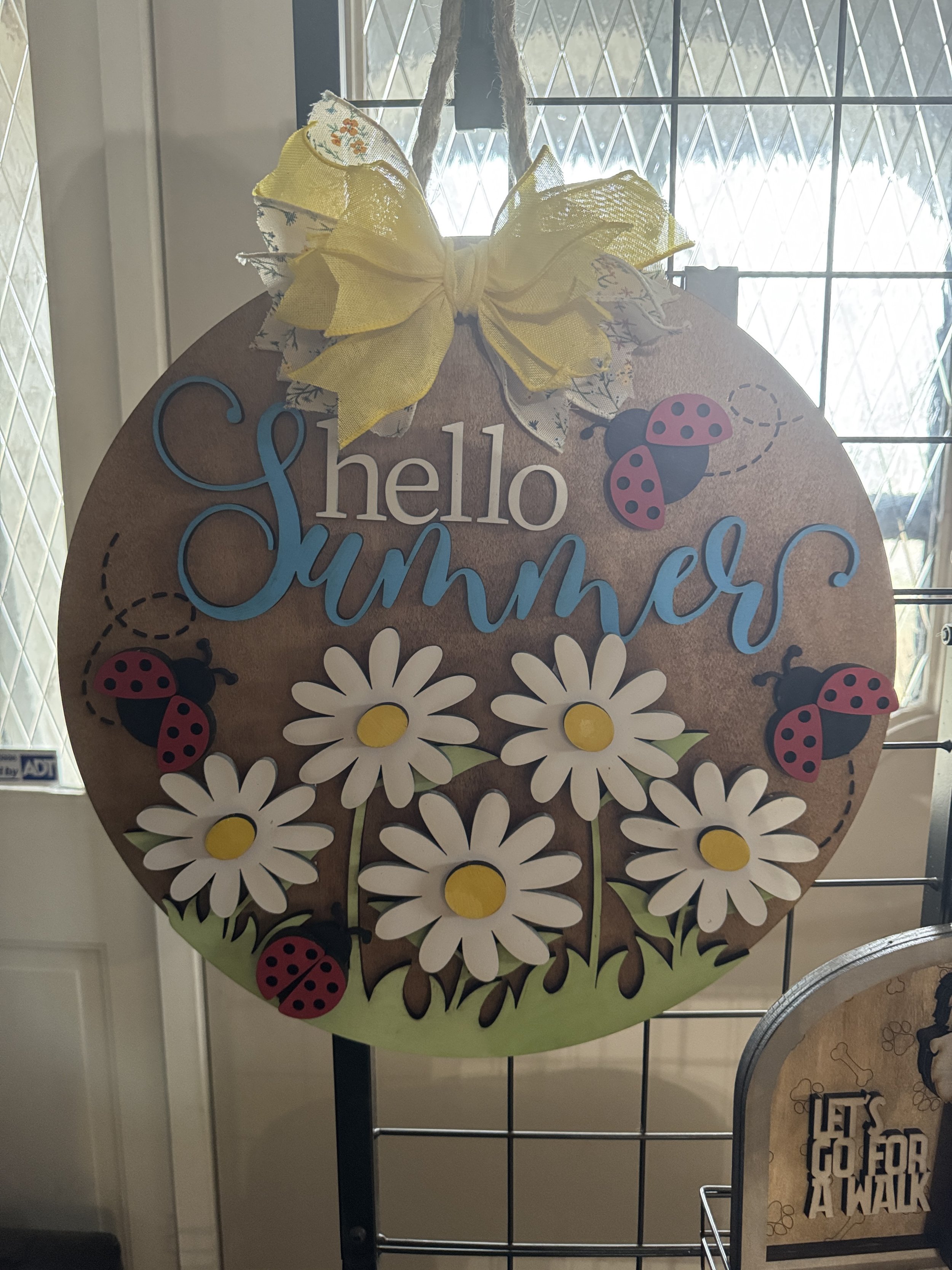 'Hello Summer' Daisies Door Hanger