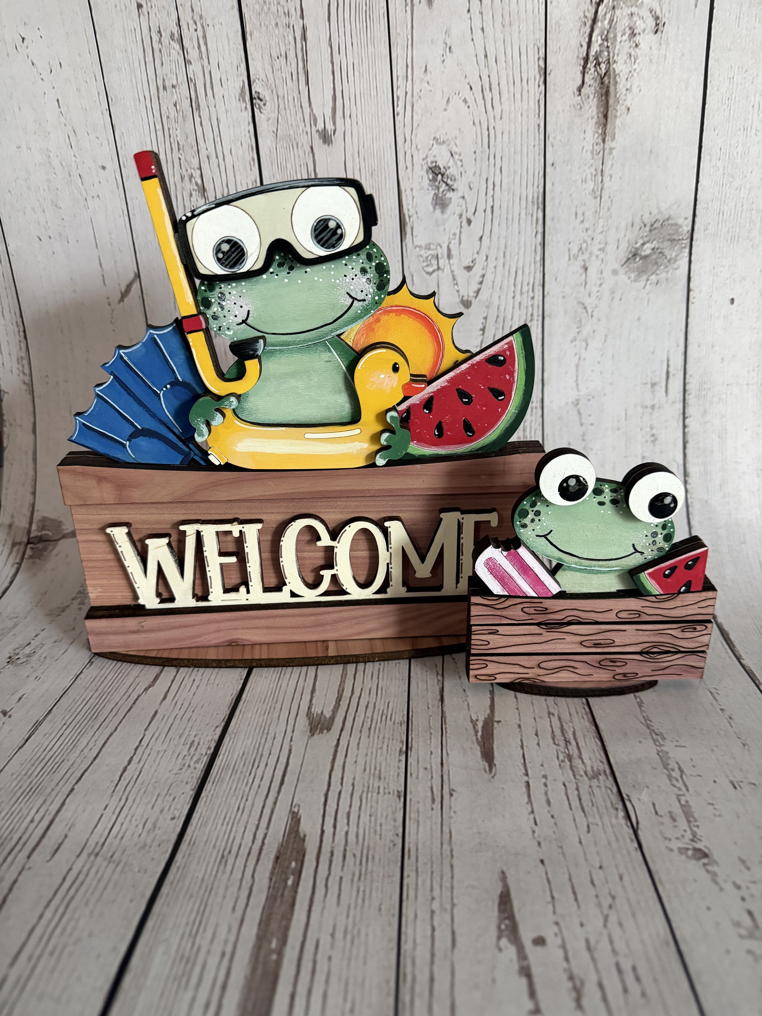 Charming Summer Frogs Basket Insert