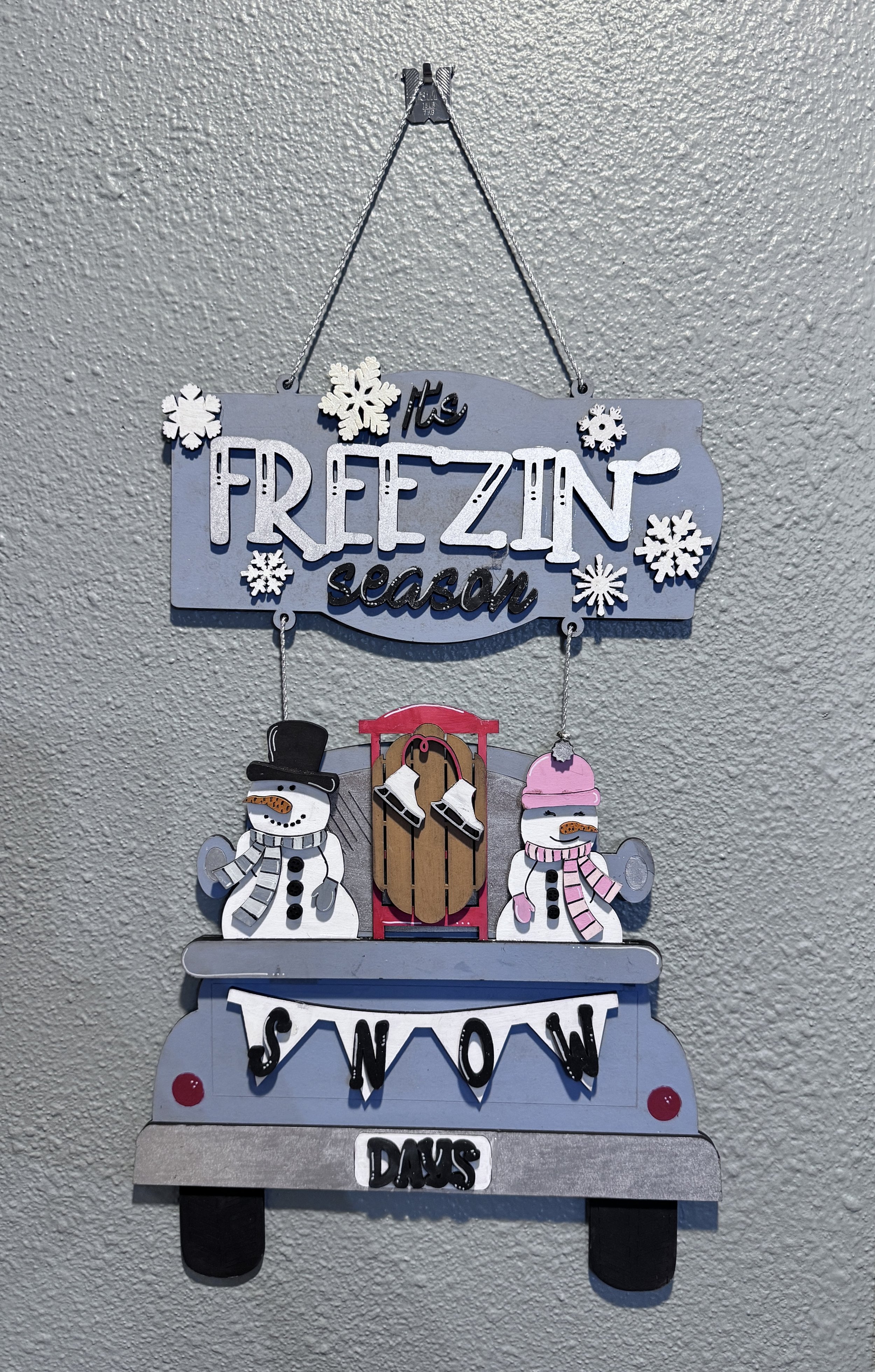 Freezin' Season Truck Wall Decor