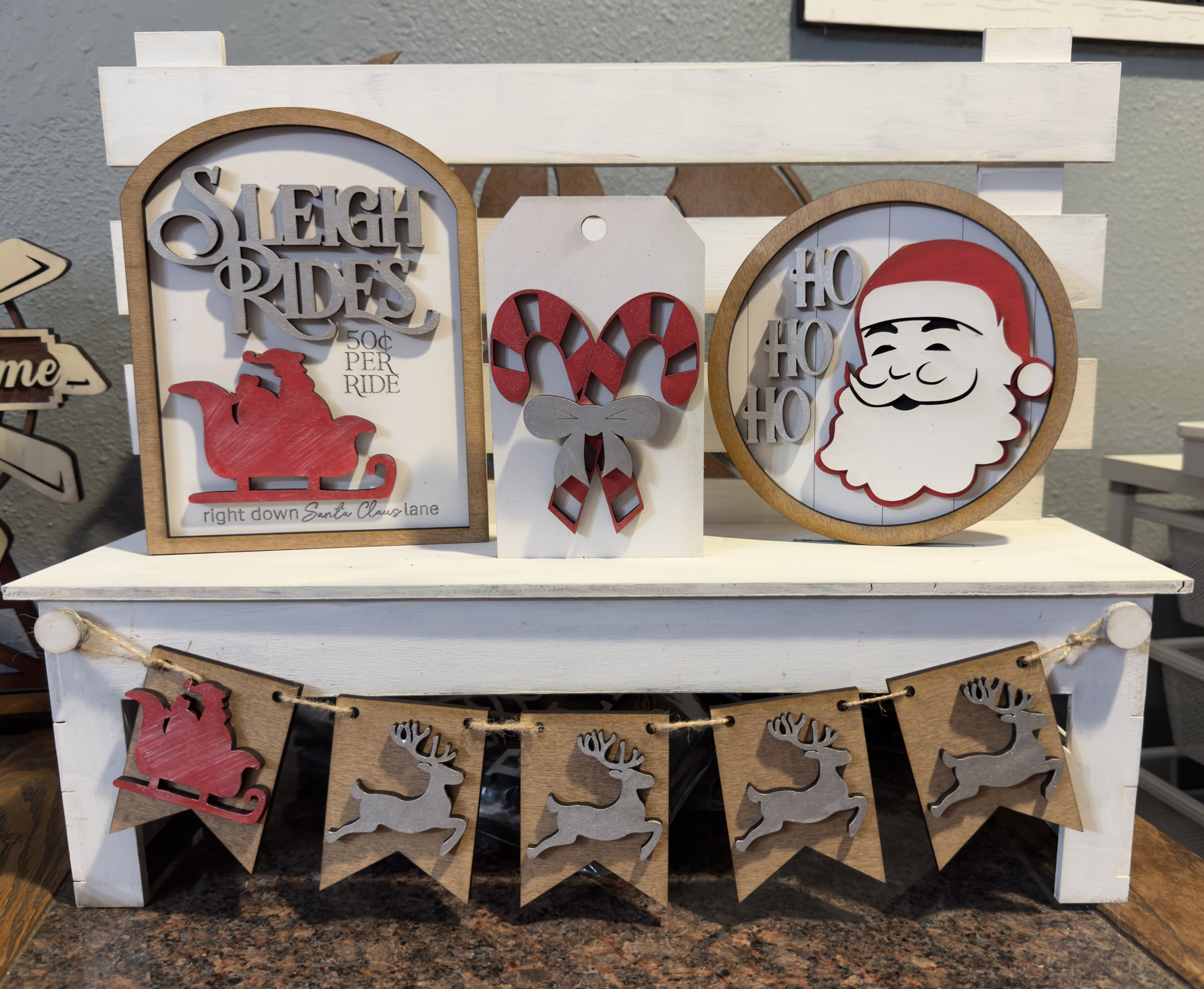 Interchangeable Christmas Bench Decor