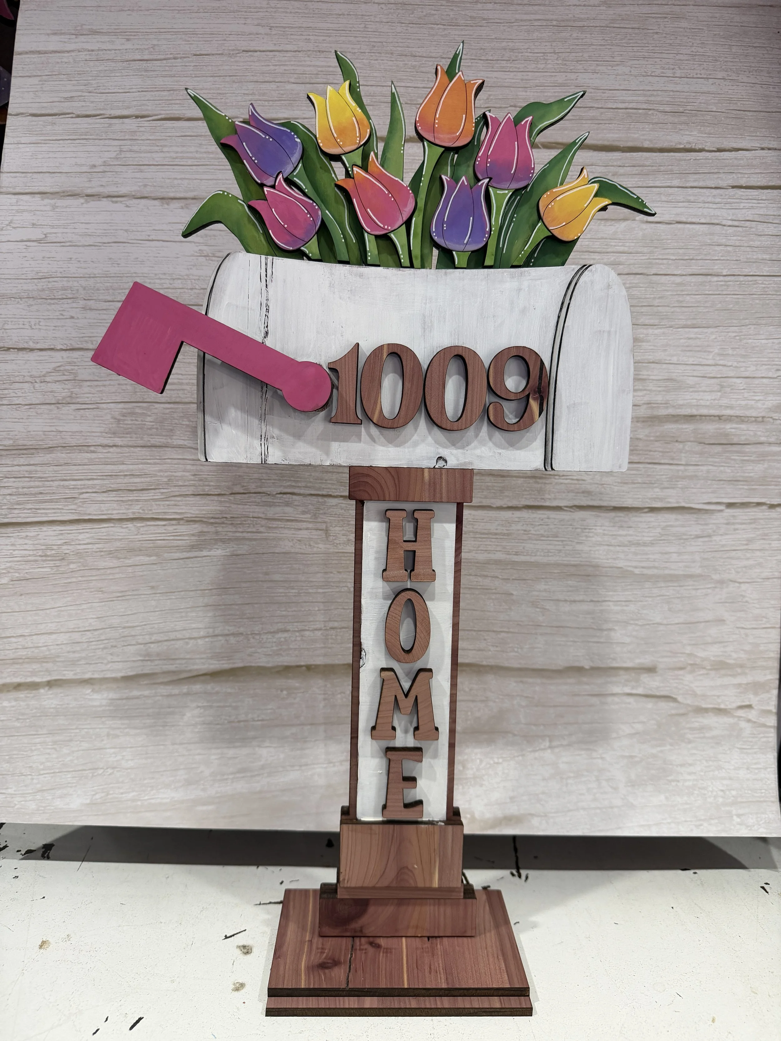 Tulip Interchangeable Flower Basket Insert