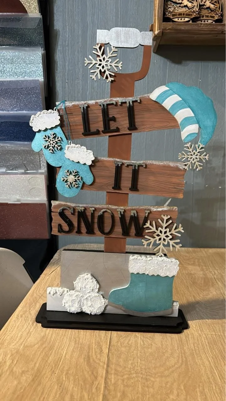 'Let It Snow' Festive Shovel Decor