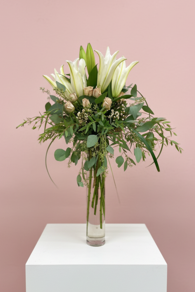 Lily+Centerpiece+Xtra+Tall.png