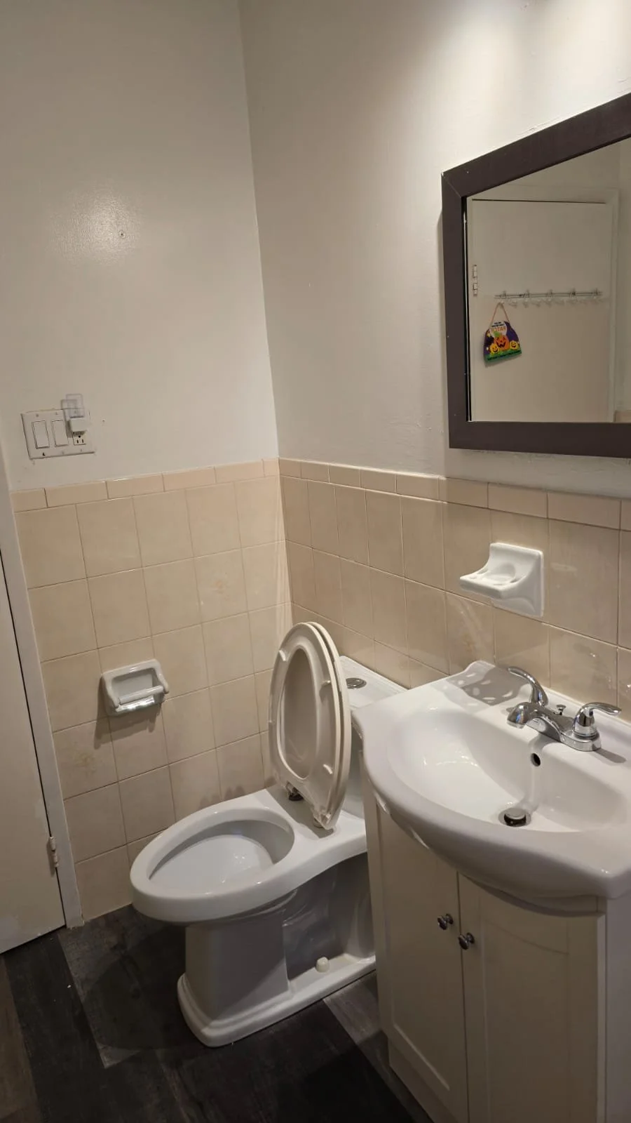 WhatsApp Image 2024-12-03 at 21.29.00_6845b037.jpg