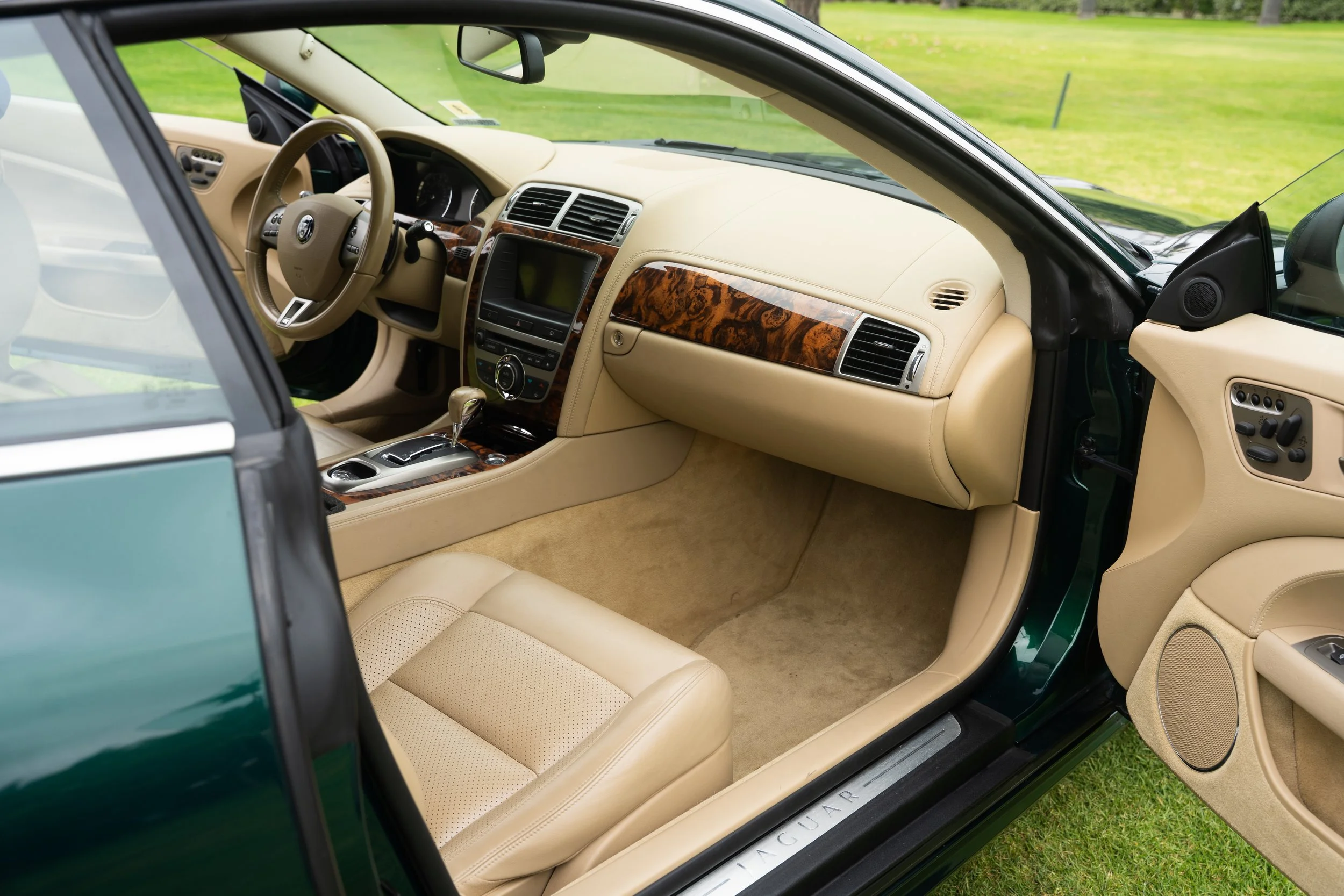 vehicles | sony a7iii