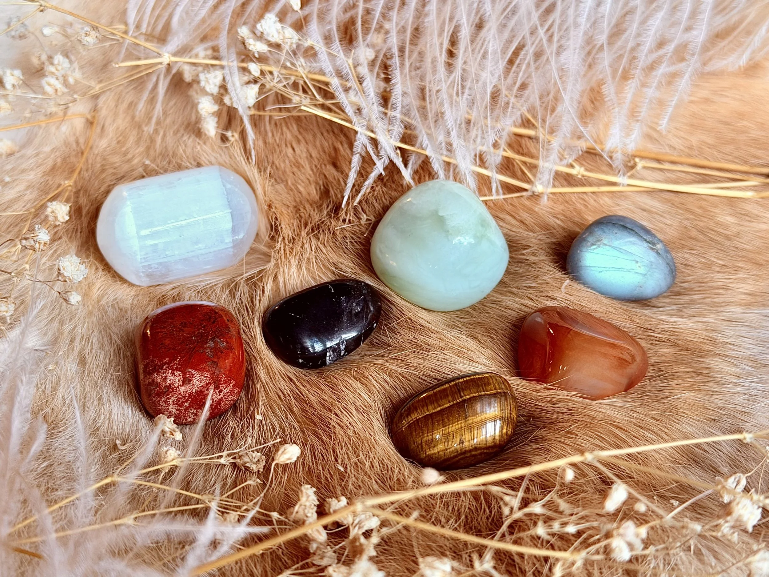 Chakra Crystal Kit
