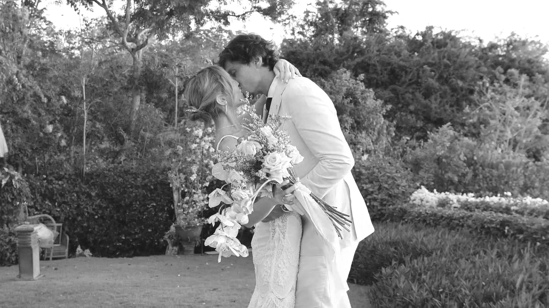 Bali wedding videographer filming wedding at Villa Pemutih Bali