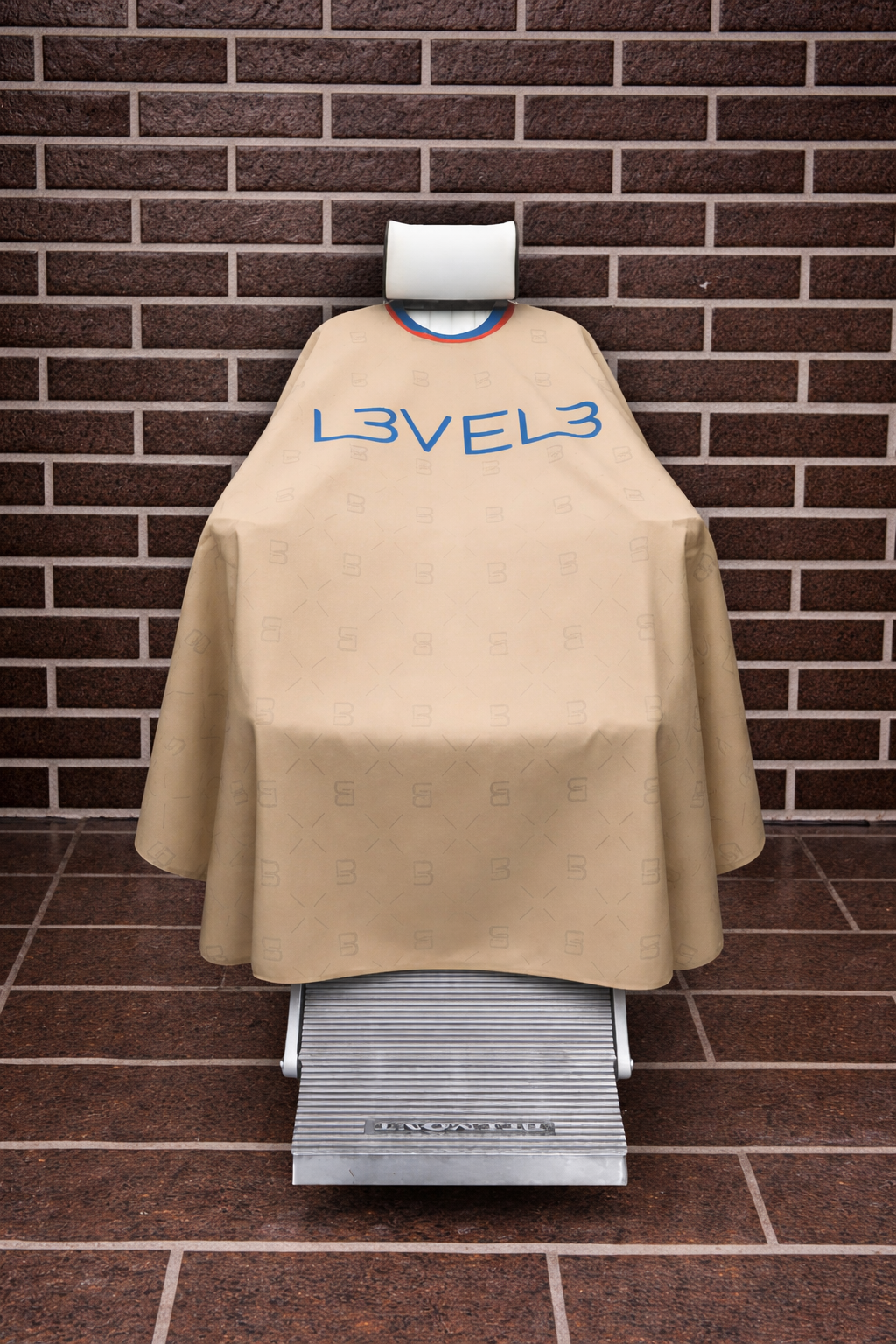 L3vel 3 Professional Rubber Neck Cutting Cape