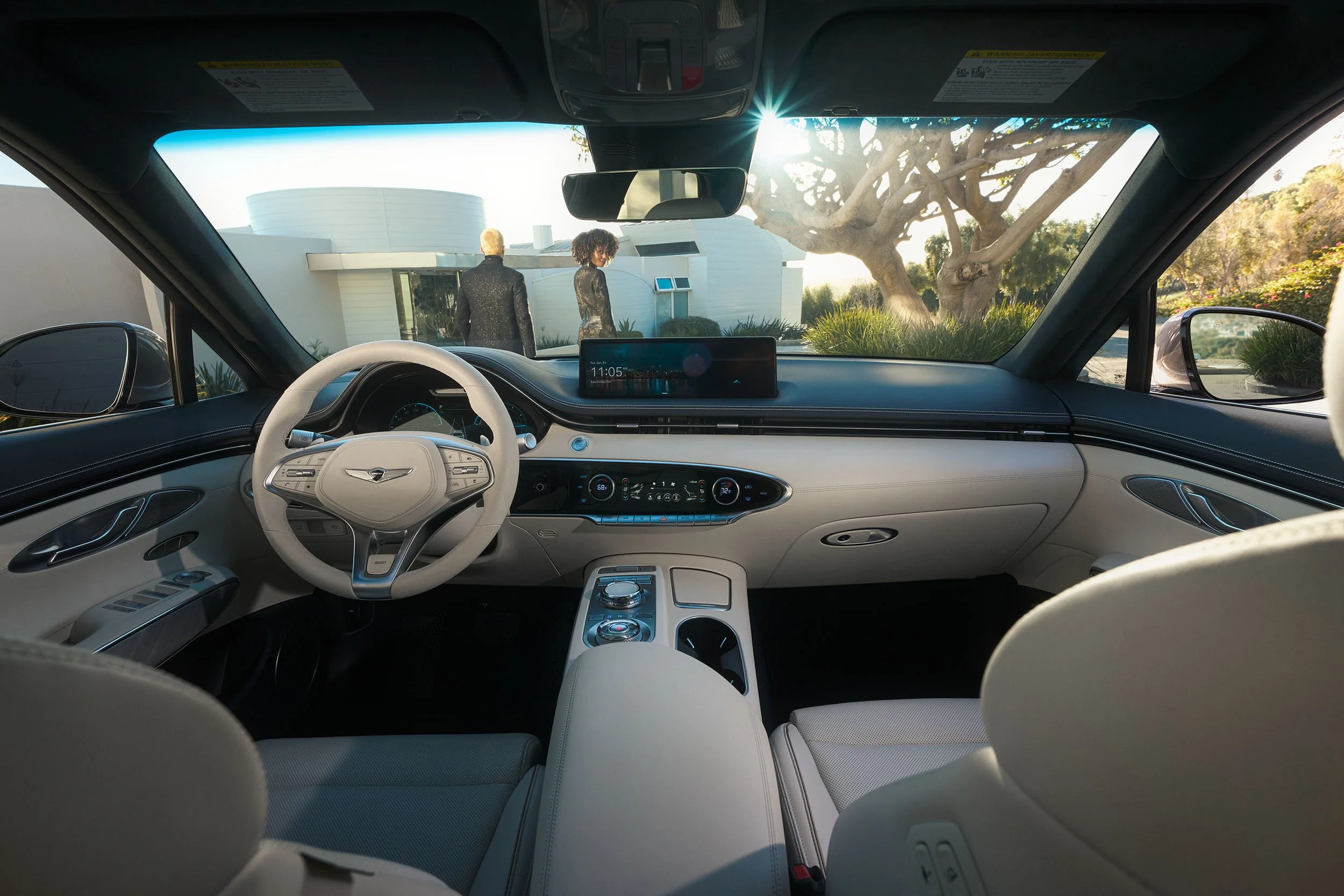 2023 Genesis GV70 and GV70 Hybrid_0002_MY23_JKEV_0309.jpg