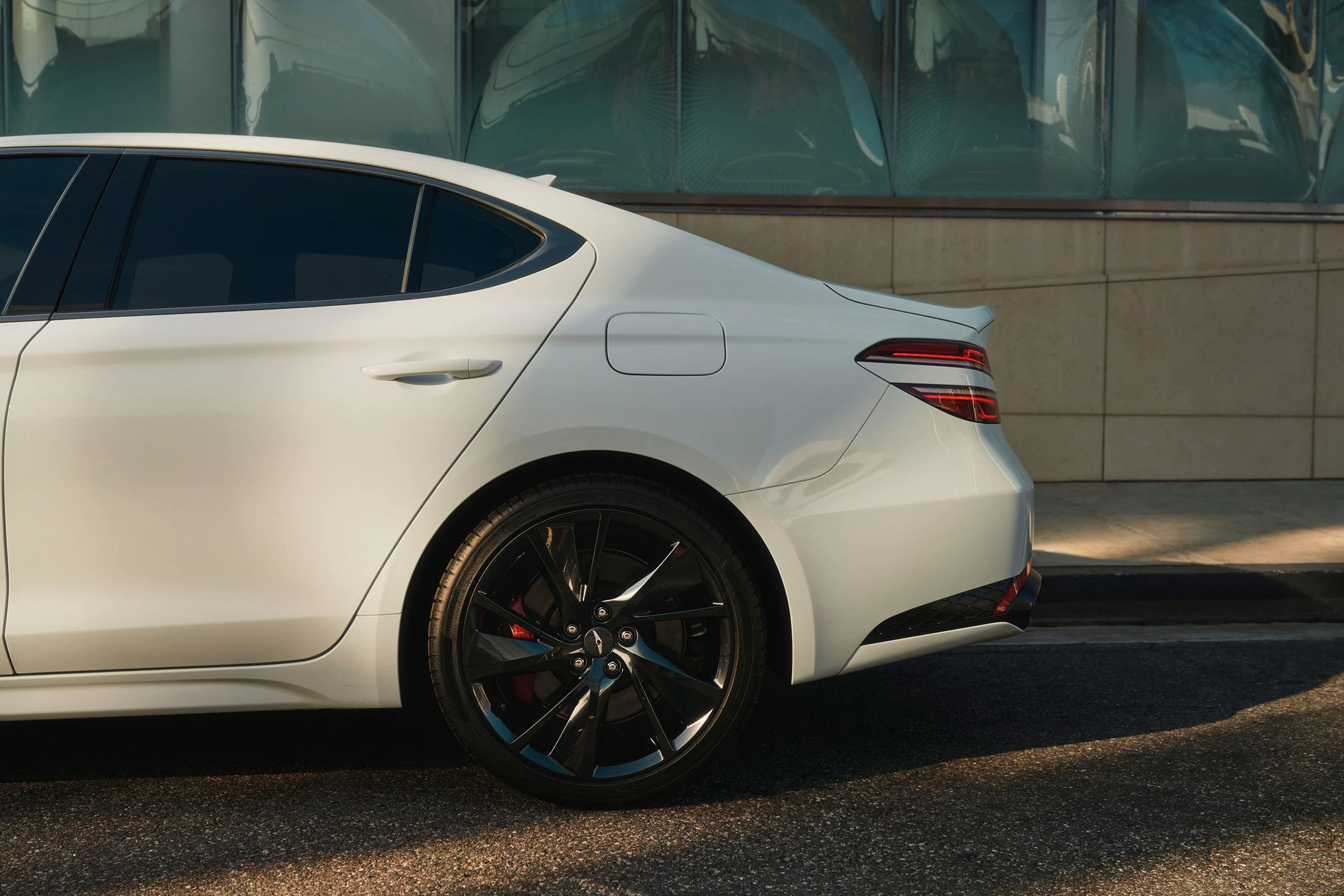 Genesis GV80 GV60 G70 Photoshoot_0050_MY22_IK_0310.jpg