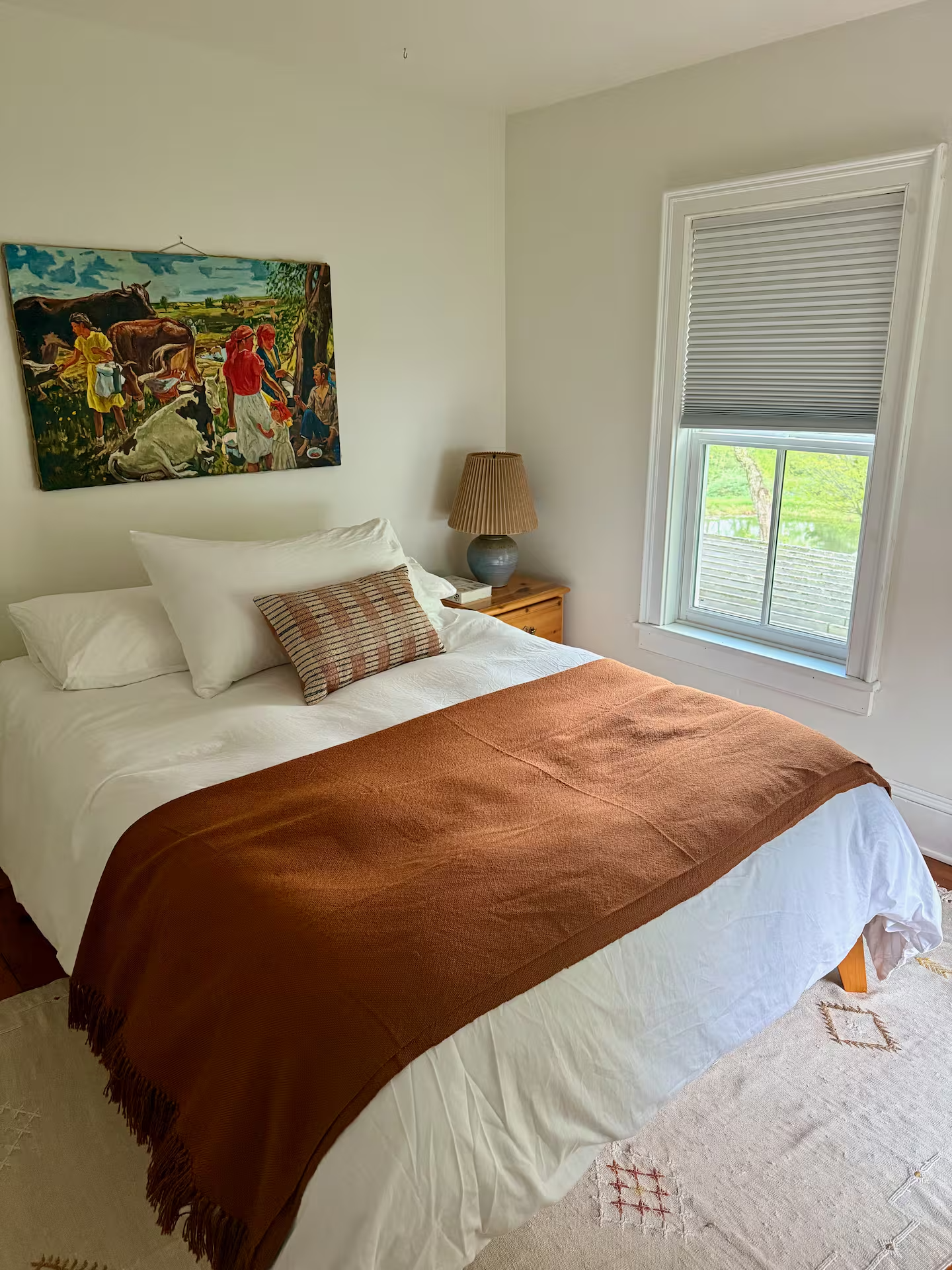 Upstairs suite w/ full bed