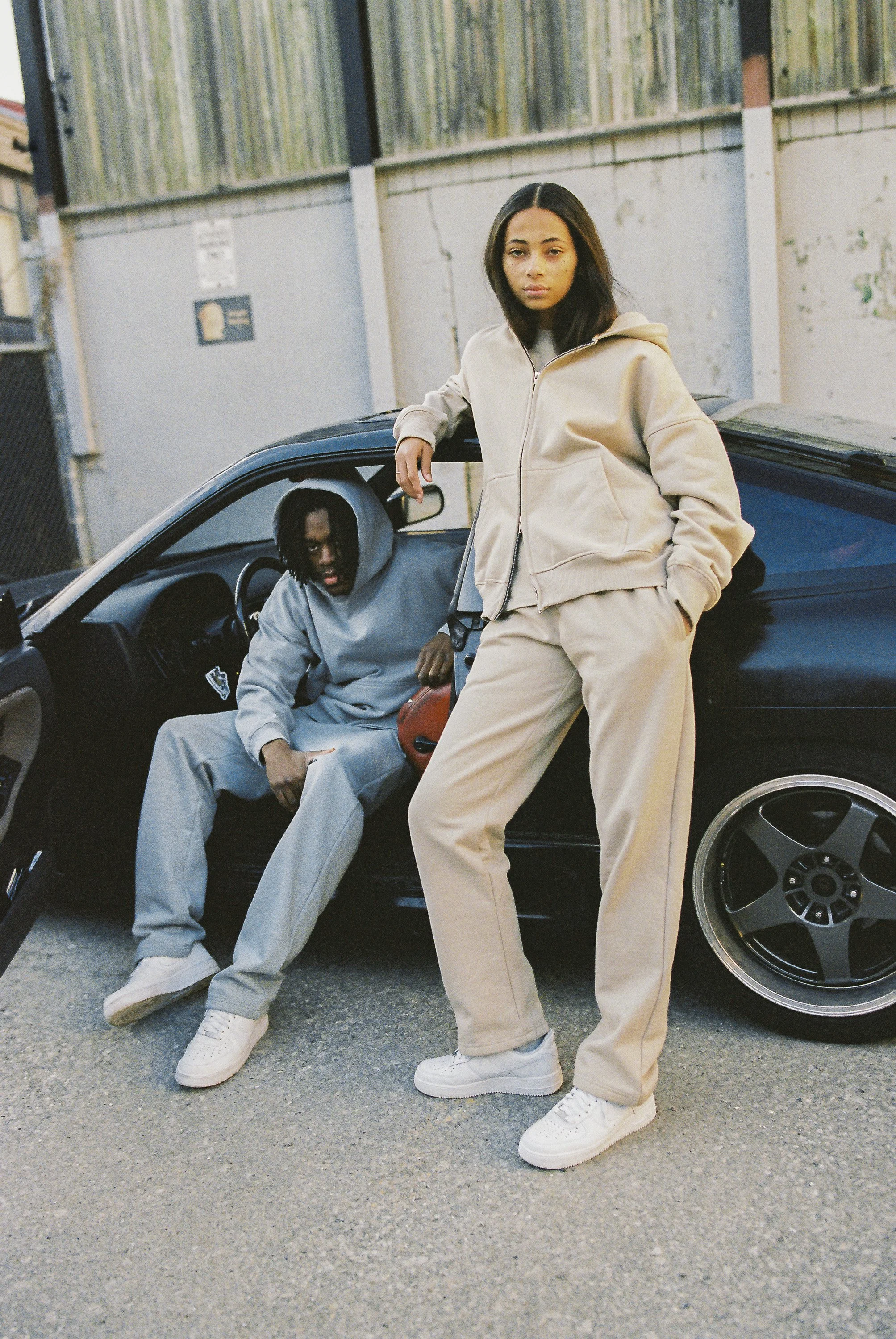 hours campaign 001 - SS24-26.jpg
