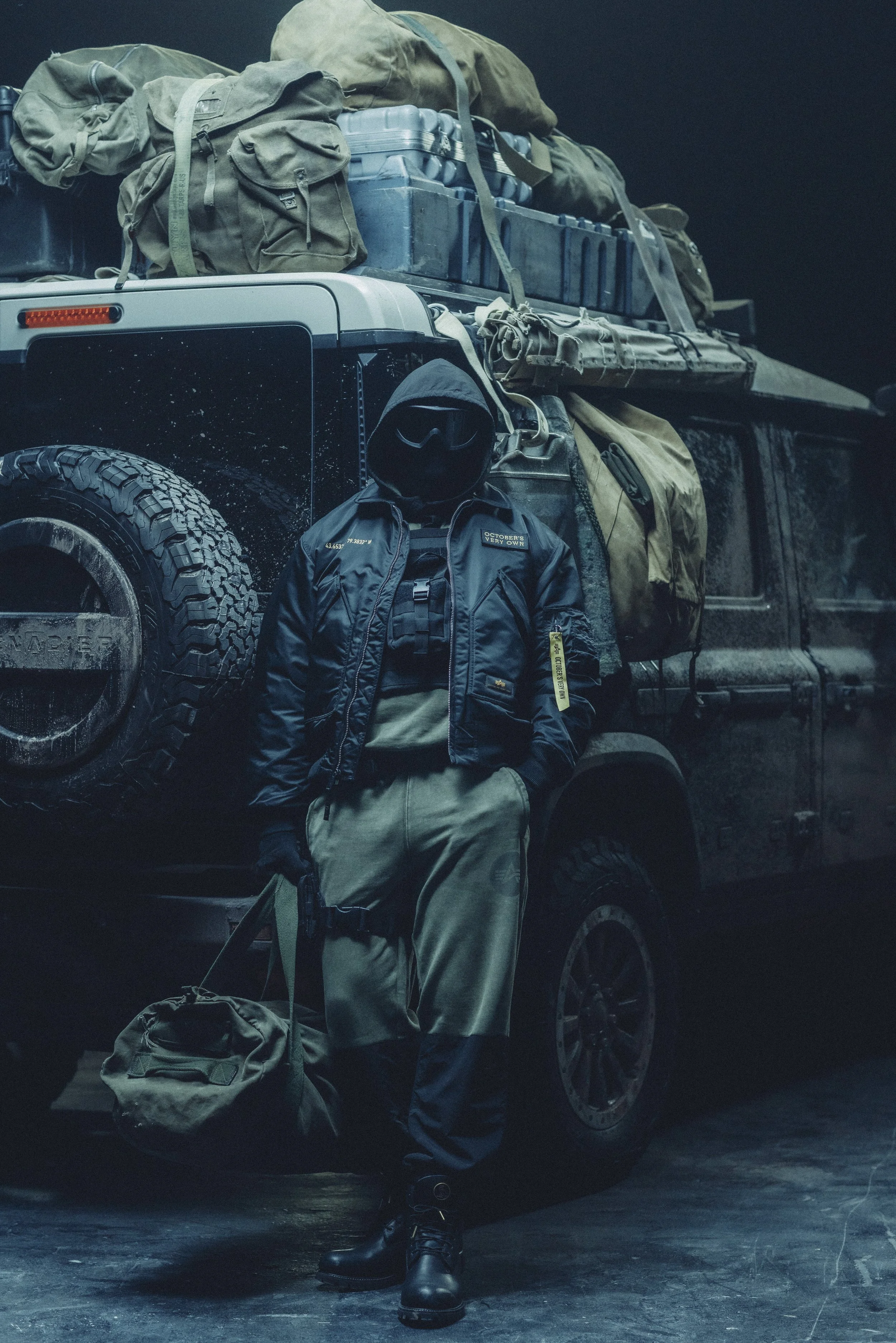 20250904_OVO_AlphaIndustries_01_00189.jpg