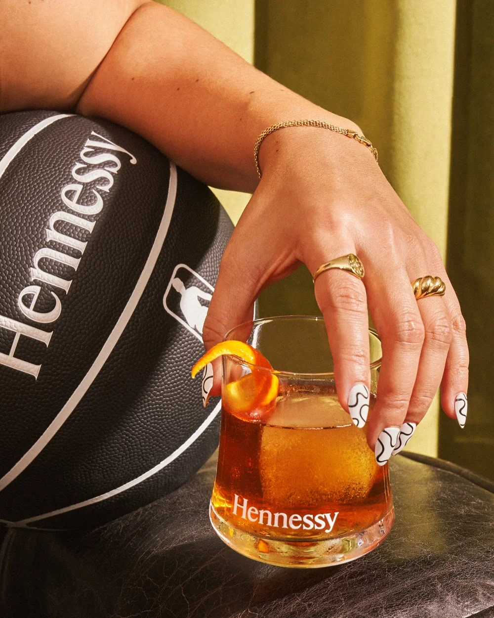 01_HENNESSY_NBA_StephaniePrice_Brookylnl.webp