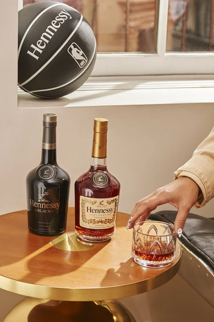 USED_10222020_HENNESSY_NBA_Shot+24_￼2595_Retouched.webp