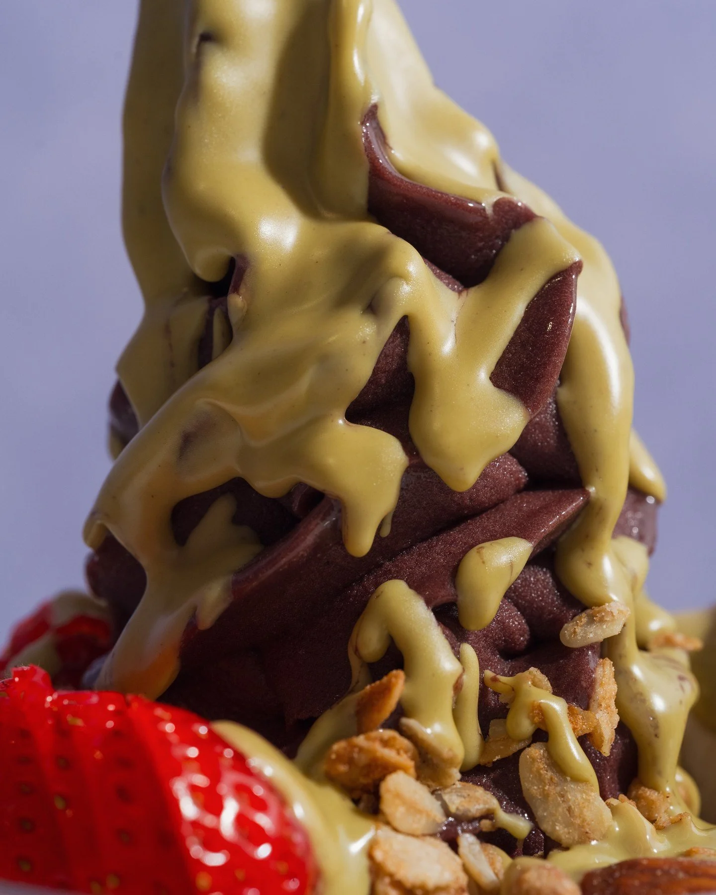 Ice cold, fresh acai with Pistachio Papi sauce drizzled all over the top. This is what dreams are made of in our little dessert heaven. 💚💜⁠
⁠
#ProjectAcai