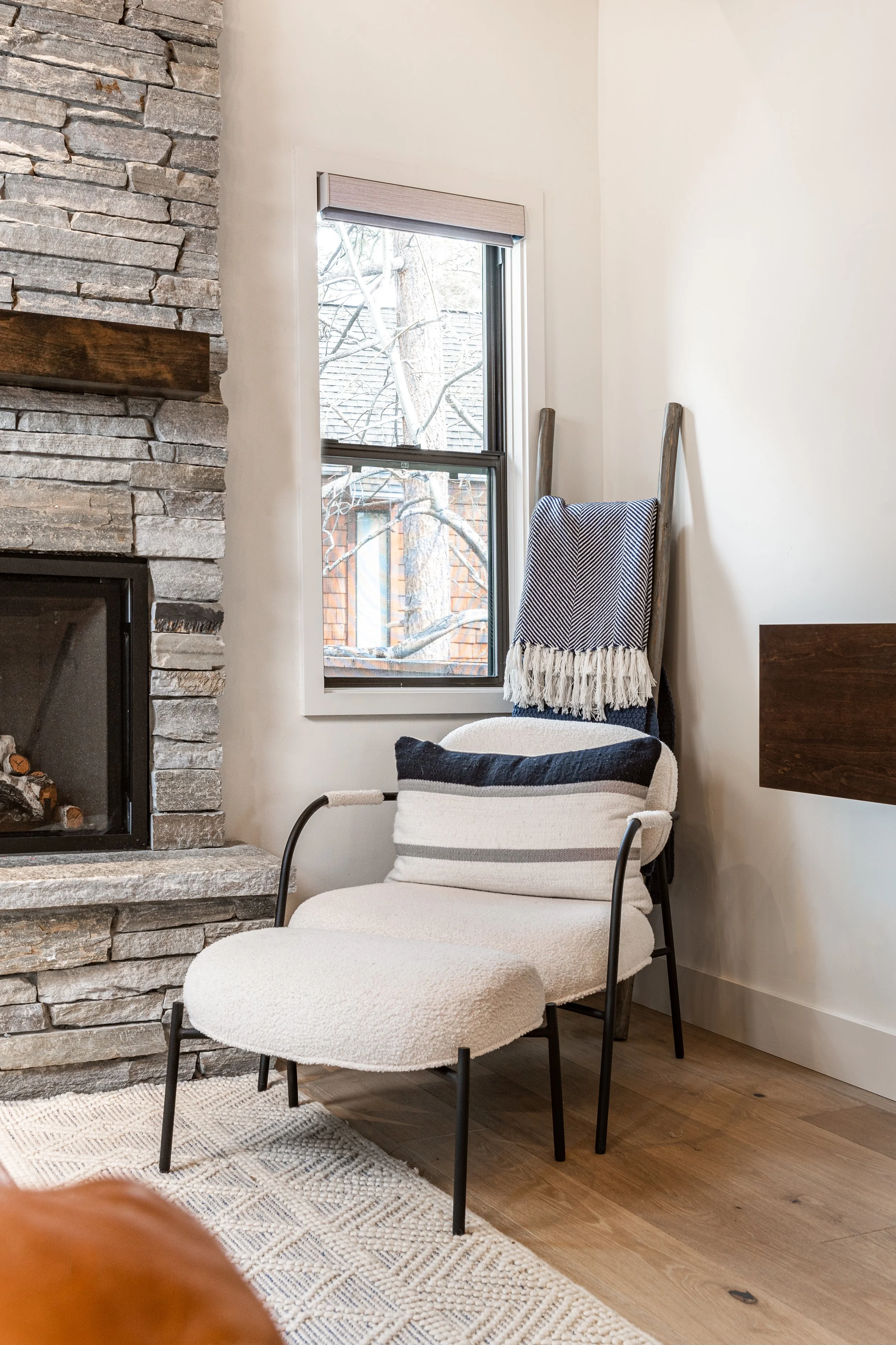 00004 Bott Design - Unit 92.jpg