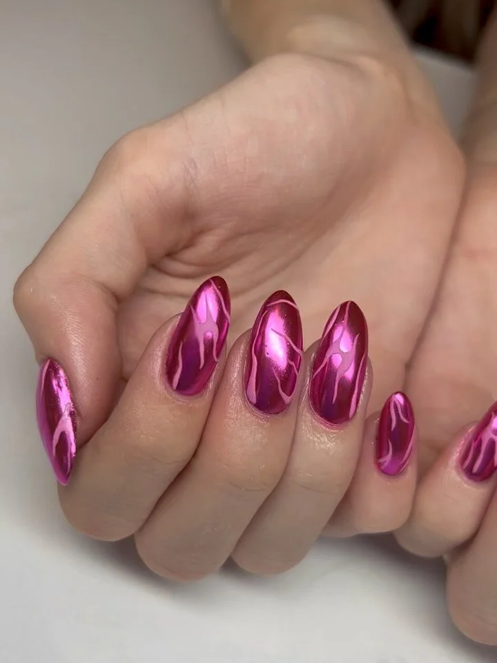 Need these in every color 🤩🤩🤩

#coolgirlnails #chromenails #pinknailart #summernailinspo #utahnails