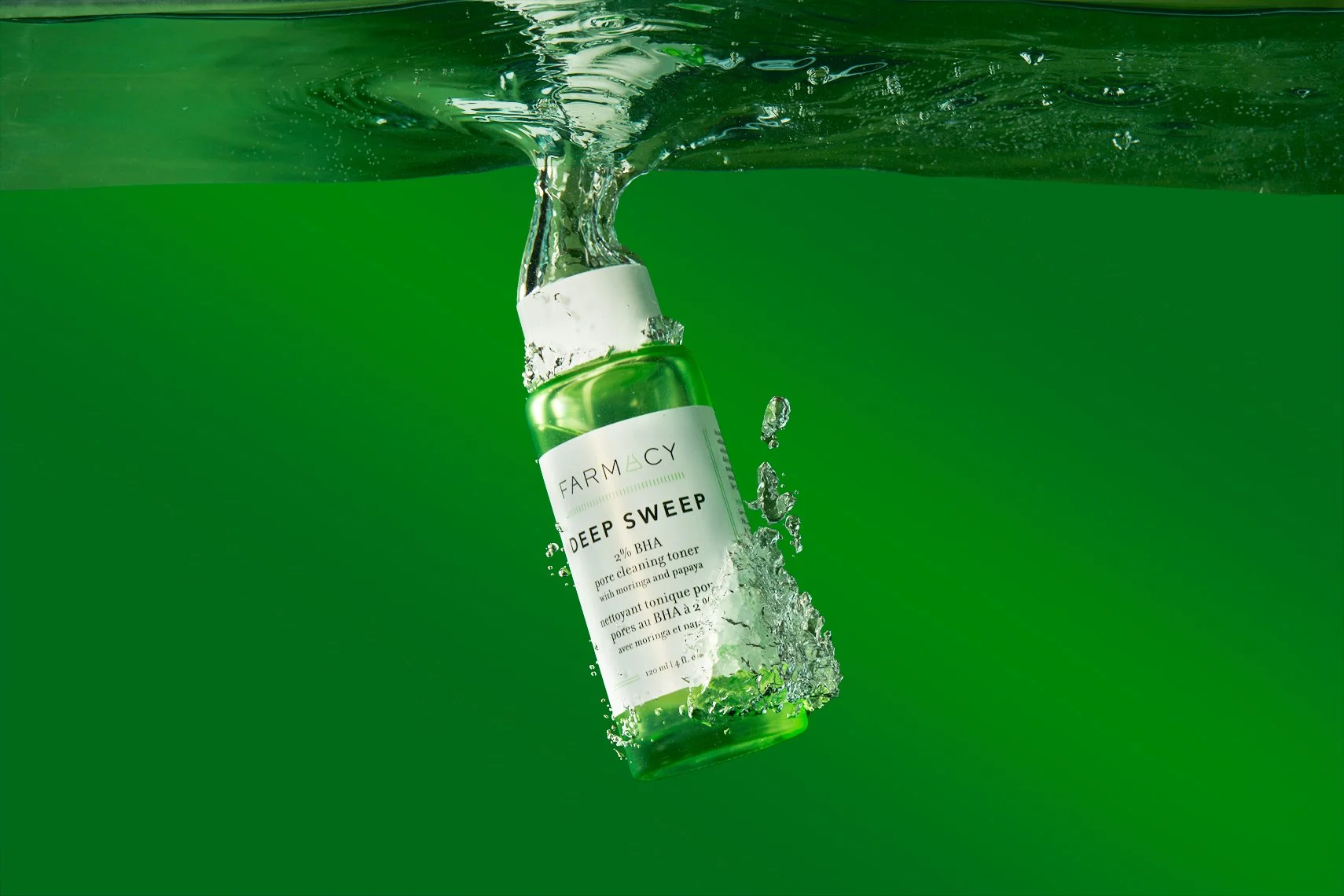 cerave-hydrating-cleanser-water-splash-photography-humber.jpg