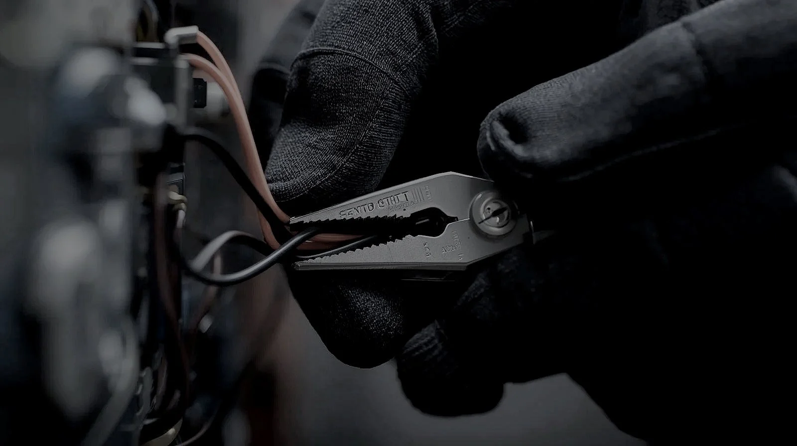 Residential and commercial building maintenance services in Johor including, waterproof, electrical, hygiene cleaning, landscaping and facility upkeep