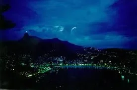 Stan Getz &amp; João Gilberto featuring Astrud Gilberto: “Corcovado”