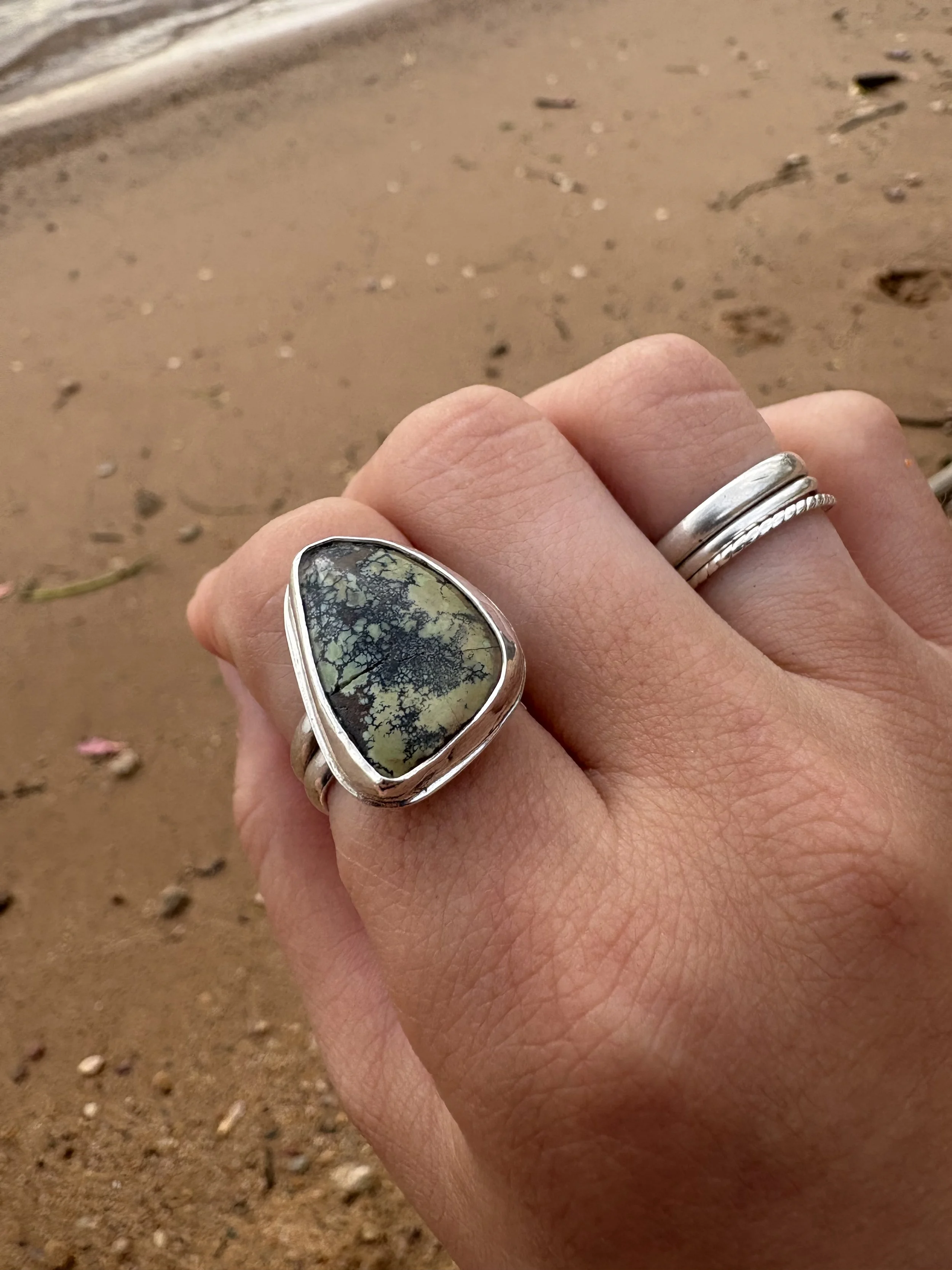 Turquoise Point Double Banded Ring Size 8