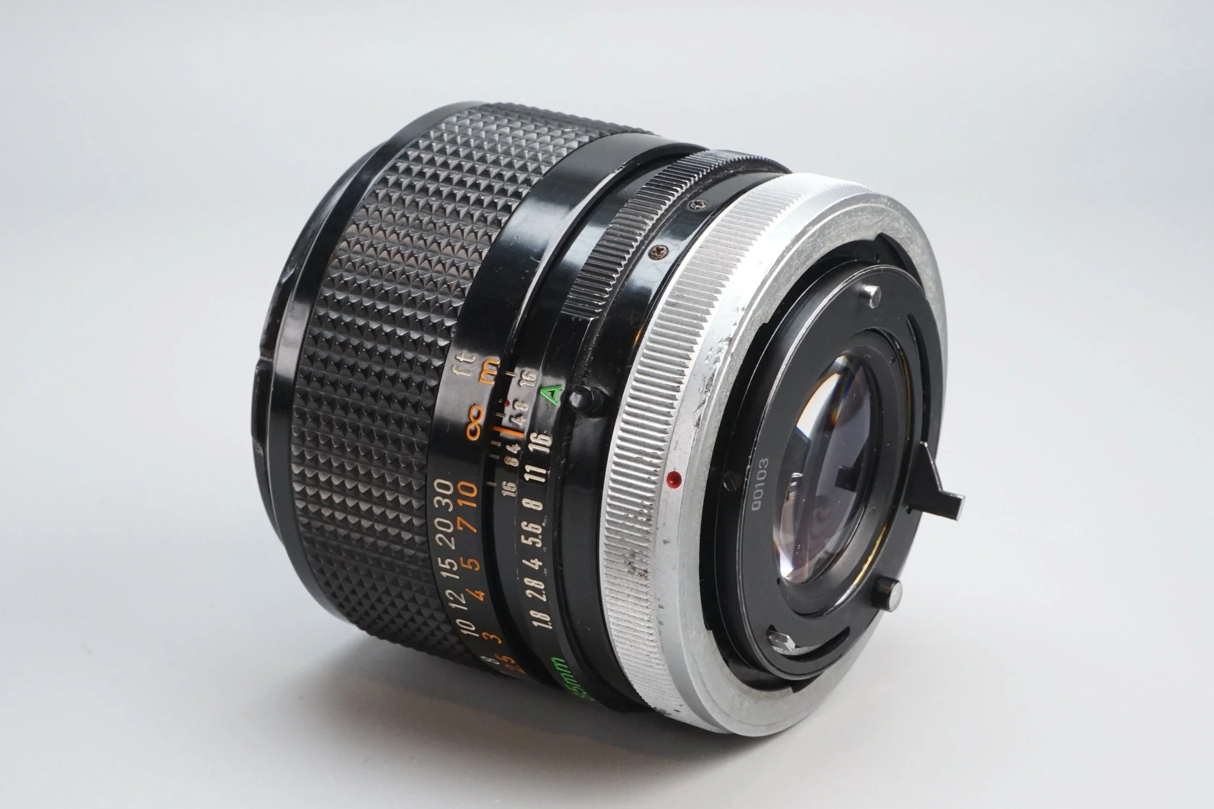 古いカメラレンズ