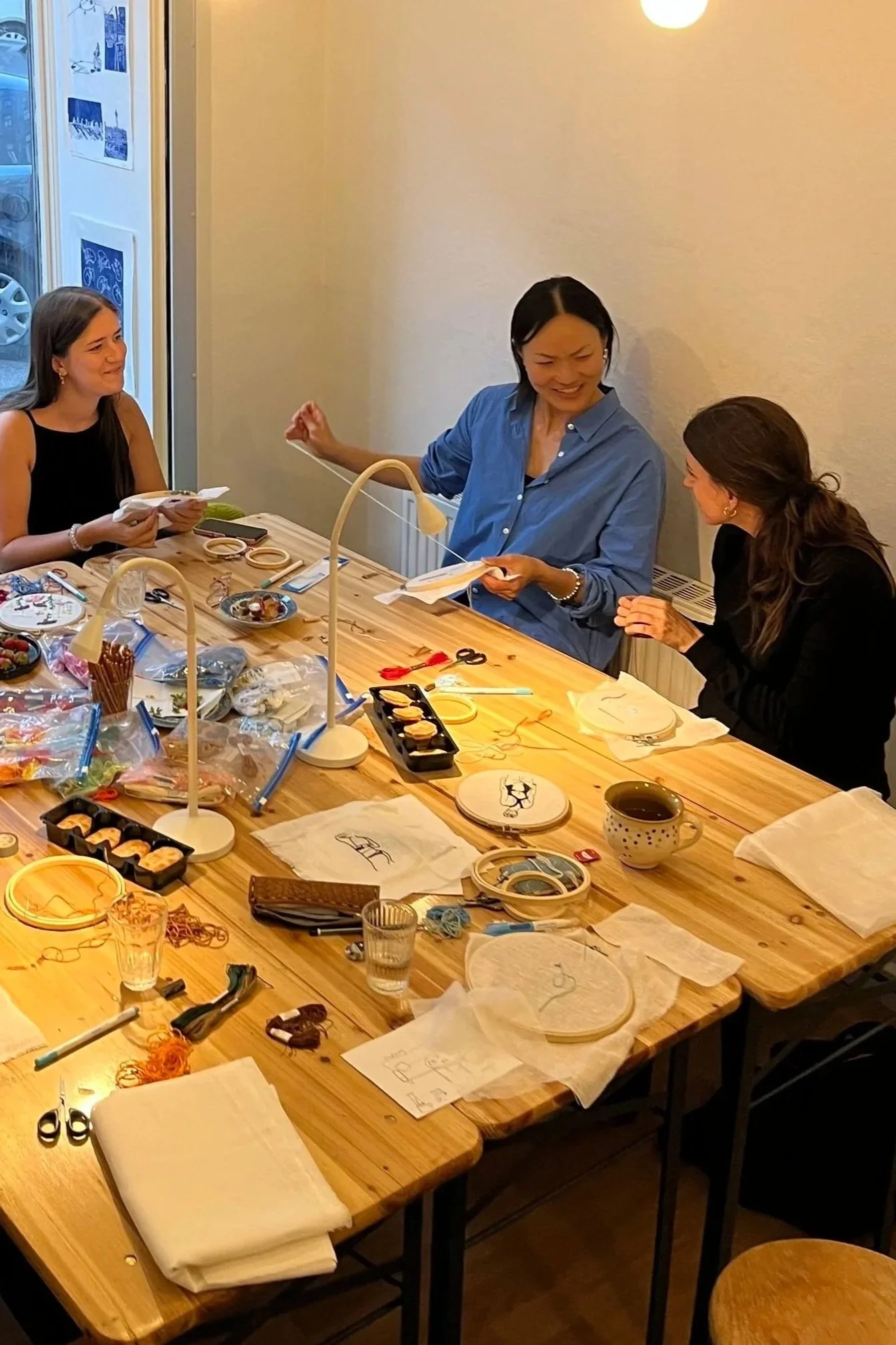 creative cozy events in intimate group setting