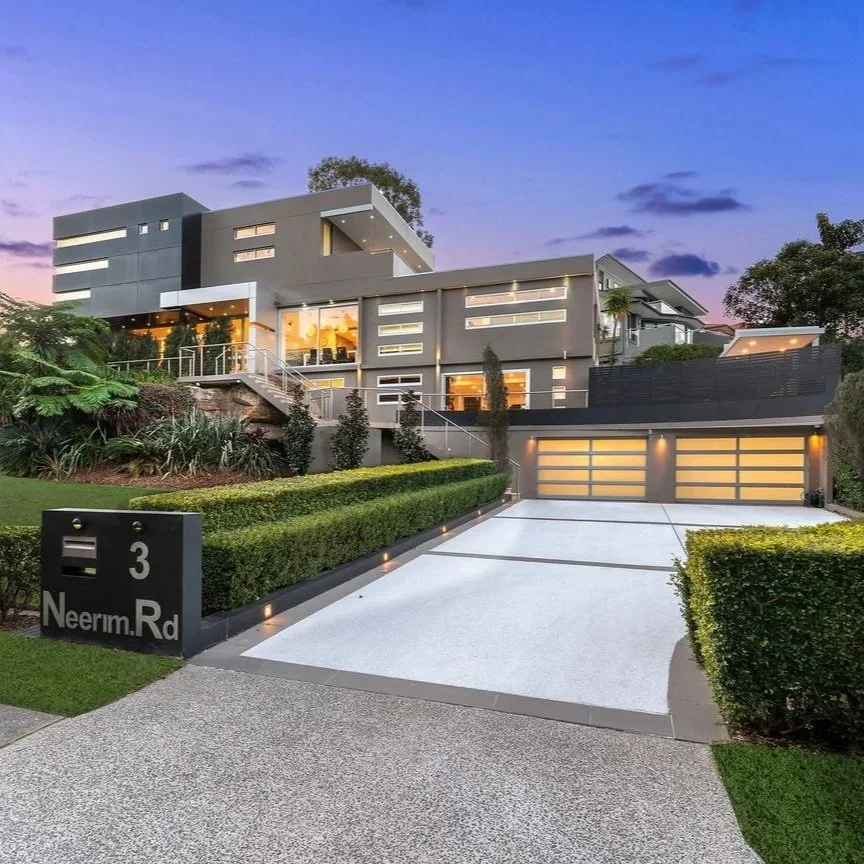 Contemporary home - Castle Cove