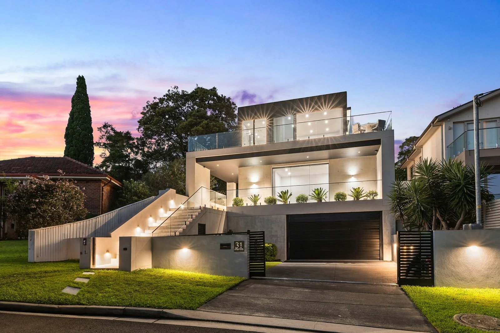 Designer residence - Riverview