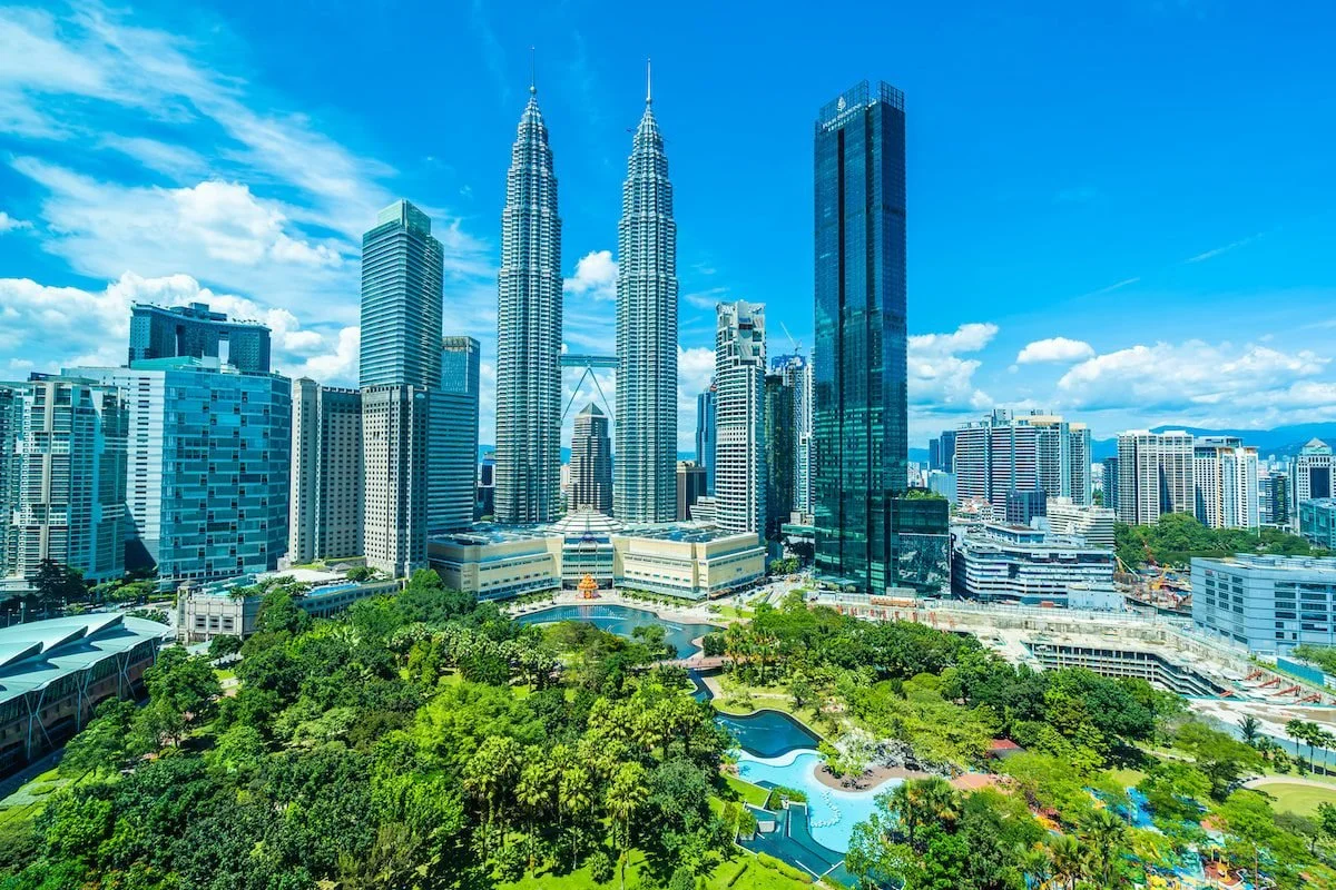 Malaysia Fast-Growing Global Hub for International Students