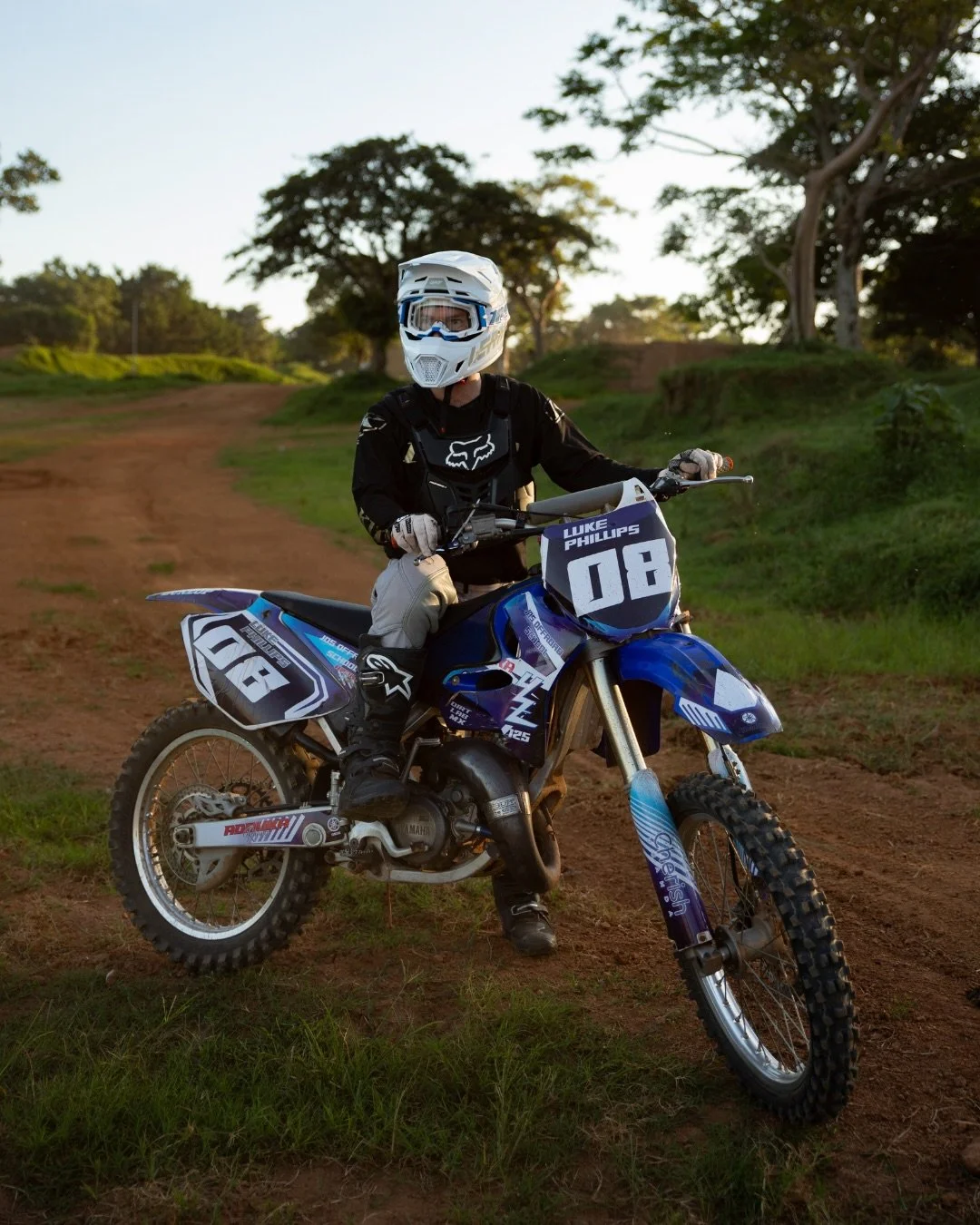 Why the colors of Adukka Coffee are more than just colors&hellip;

Through the haze of stirred-up dust come the colors that inspired Adukka Coffee &mdash; the rich orange soil, the pure green of flourishing grass and trees, and the dusty blue where t