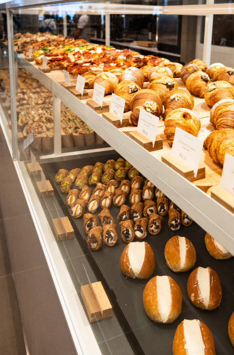 Eataly-Schiphol-Display-Zoet.png