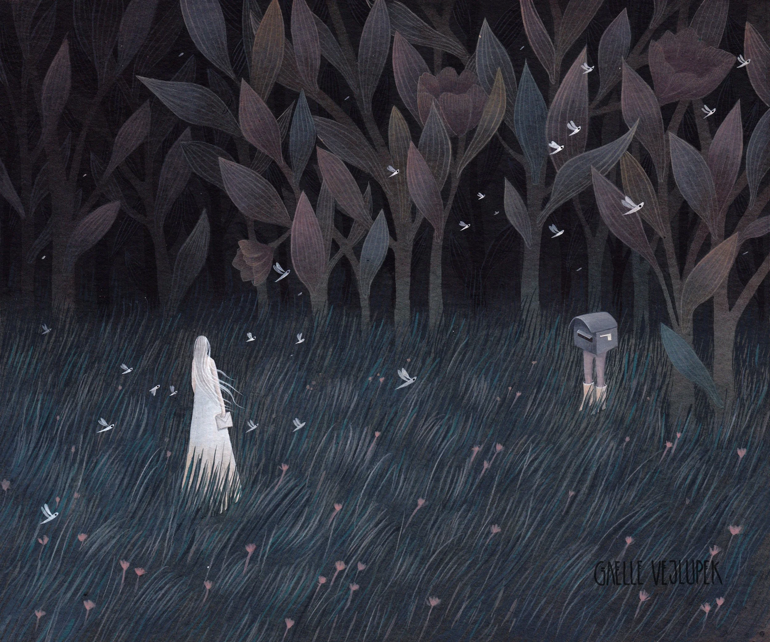 La nuit, une femme en robe blanche confiant une lettre à une boîte postale sur patte à l'orée d'une forêt de fleurs géantes, dessin à l'encre acrylique sur papier par Gaëlle Vejlupek