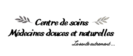 Logo du centre de soins pour médecines douces et naturelles avec texte élégant et feuilles décoratives.