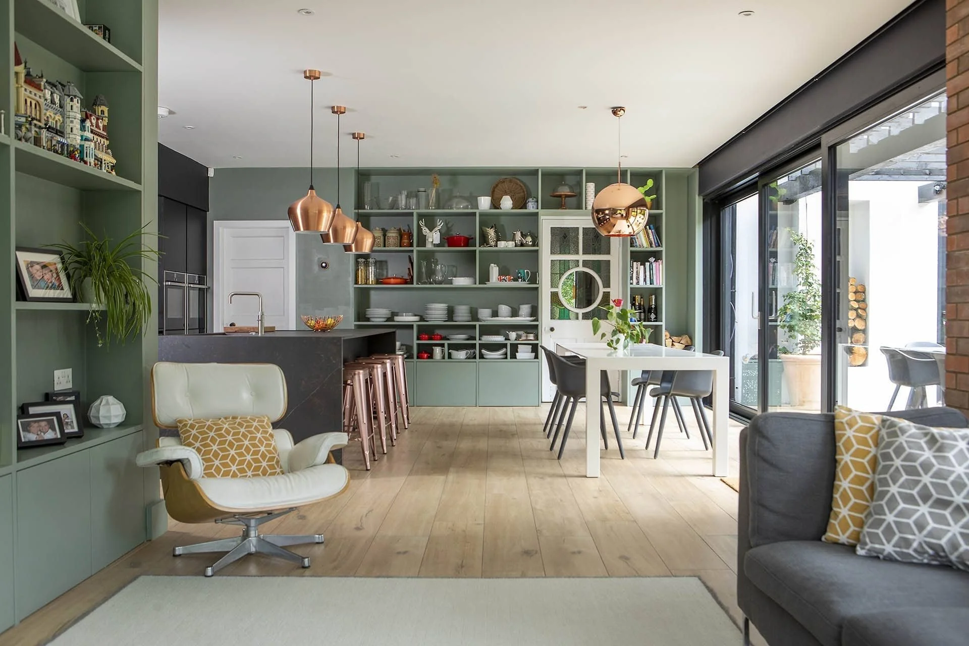 Black handleless kitchen Grimsby-AO0A2823.jpeg