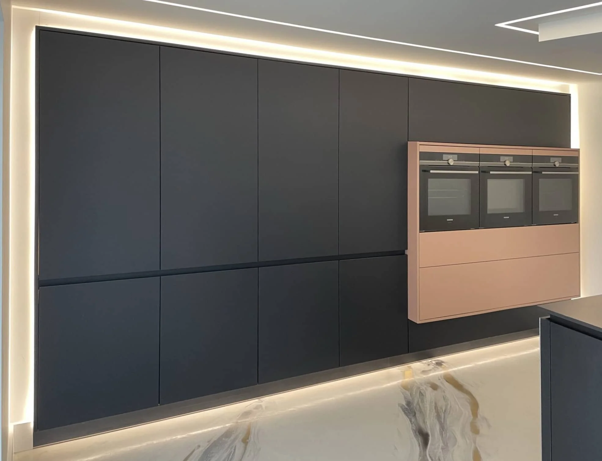 Matt Black, Holton le Clay -IMG_7677-2000x1500_edited.jpeg