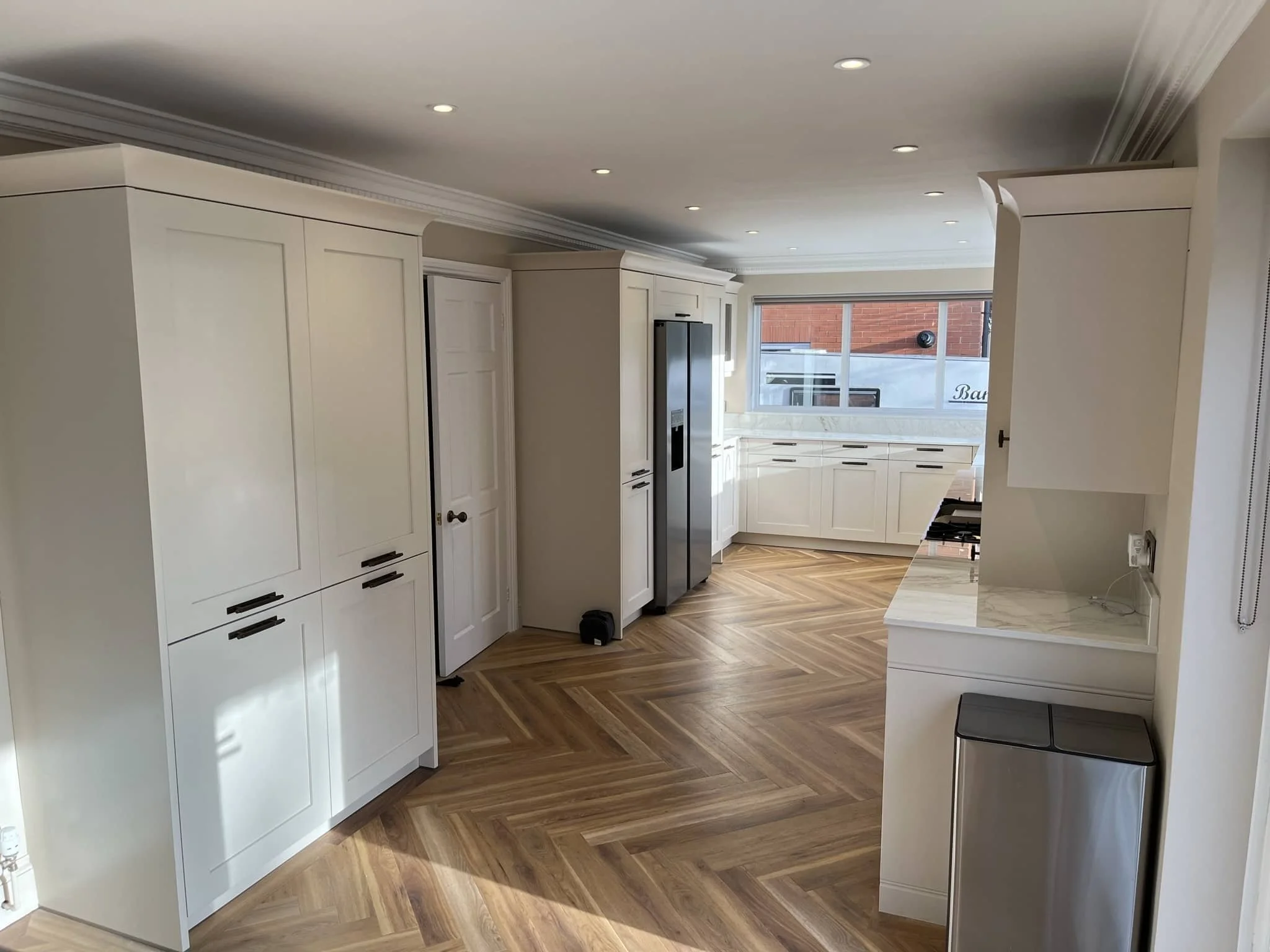 White Shaker Kitchen, Robinson, Cleethorpes-IMG_0051 2.jpeg