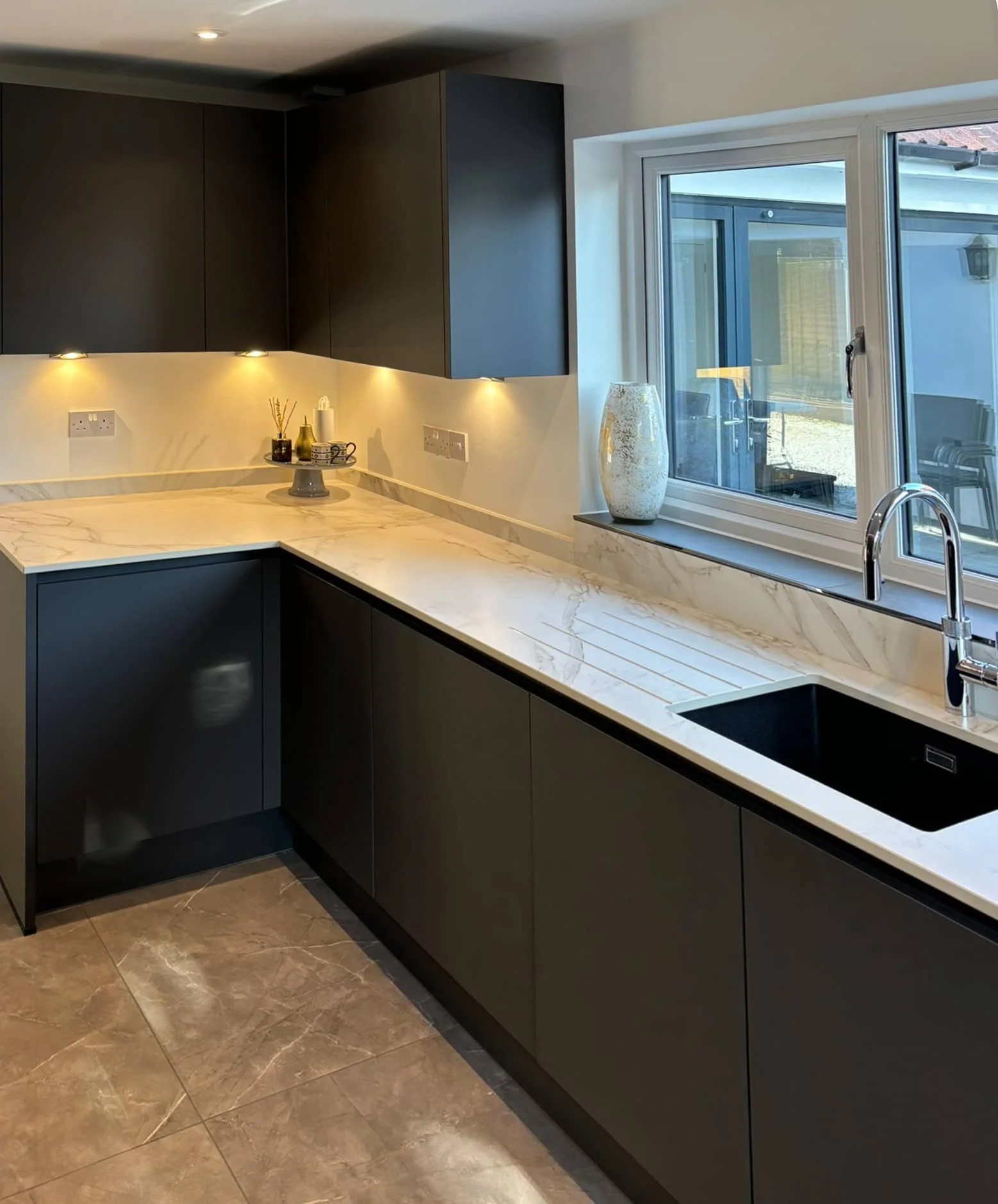 Glass Kitchen, Grimsby-IMG_5241_edited.jpeg