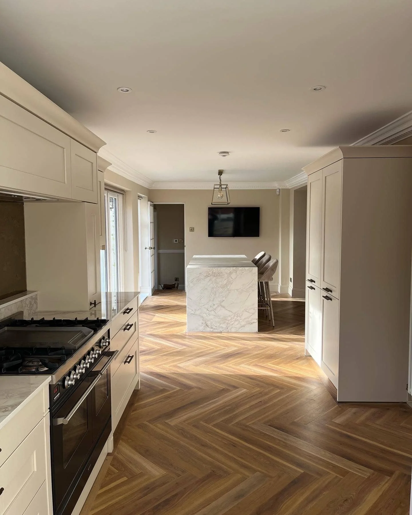 Painted Shaker Kitchen in Cleethorpes