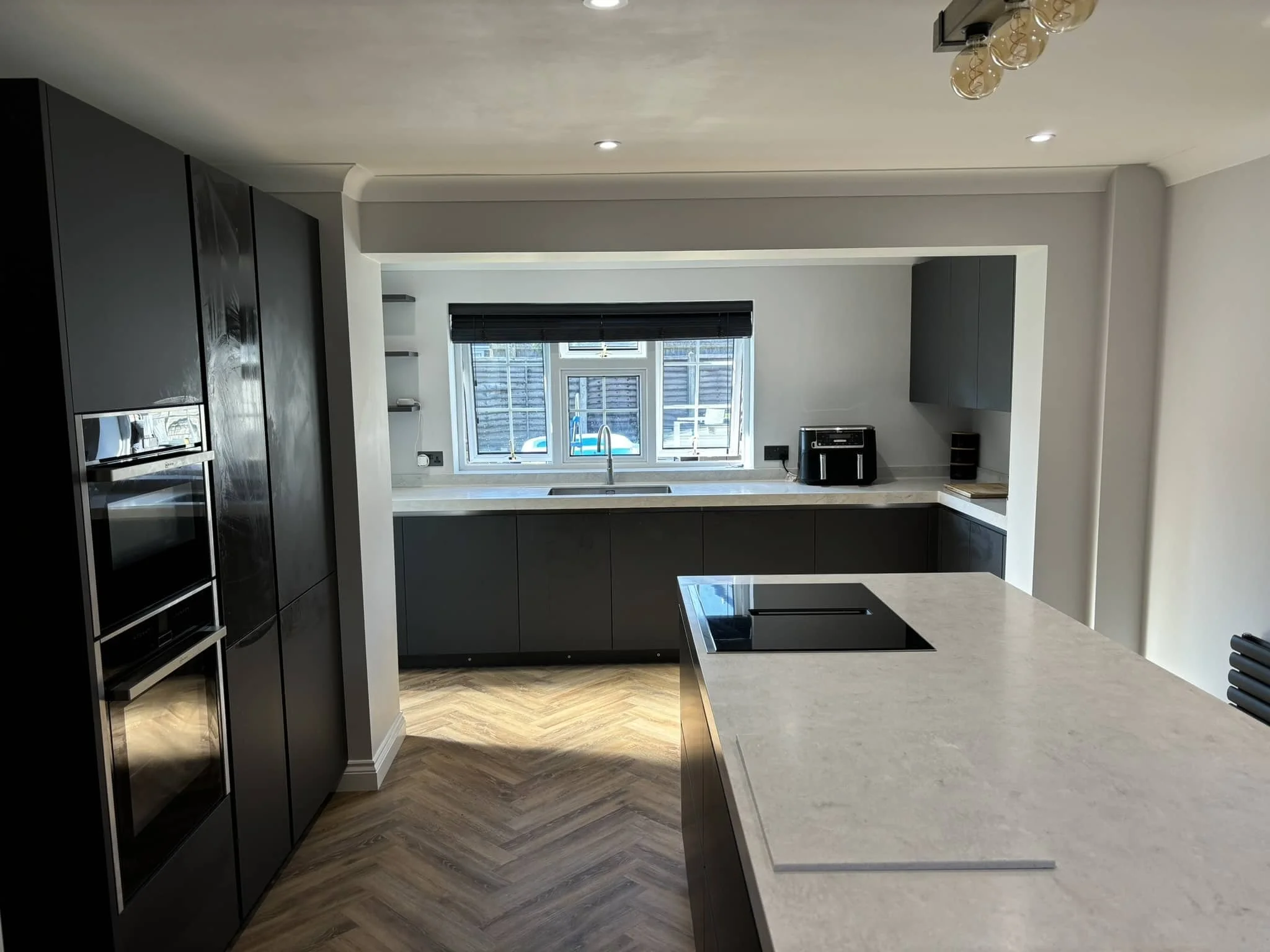 Graphite Handleless Kitchen in Caistor