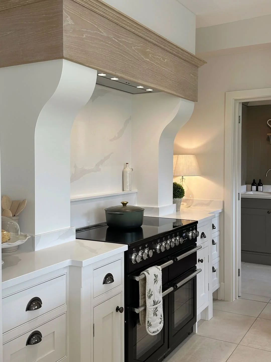 Handmade In-Frame Shaker Kitchen-3691949924287239950.jpg