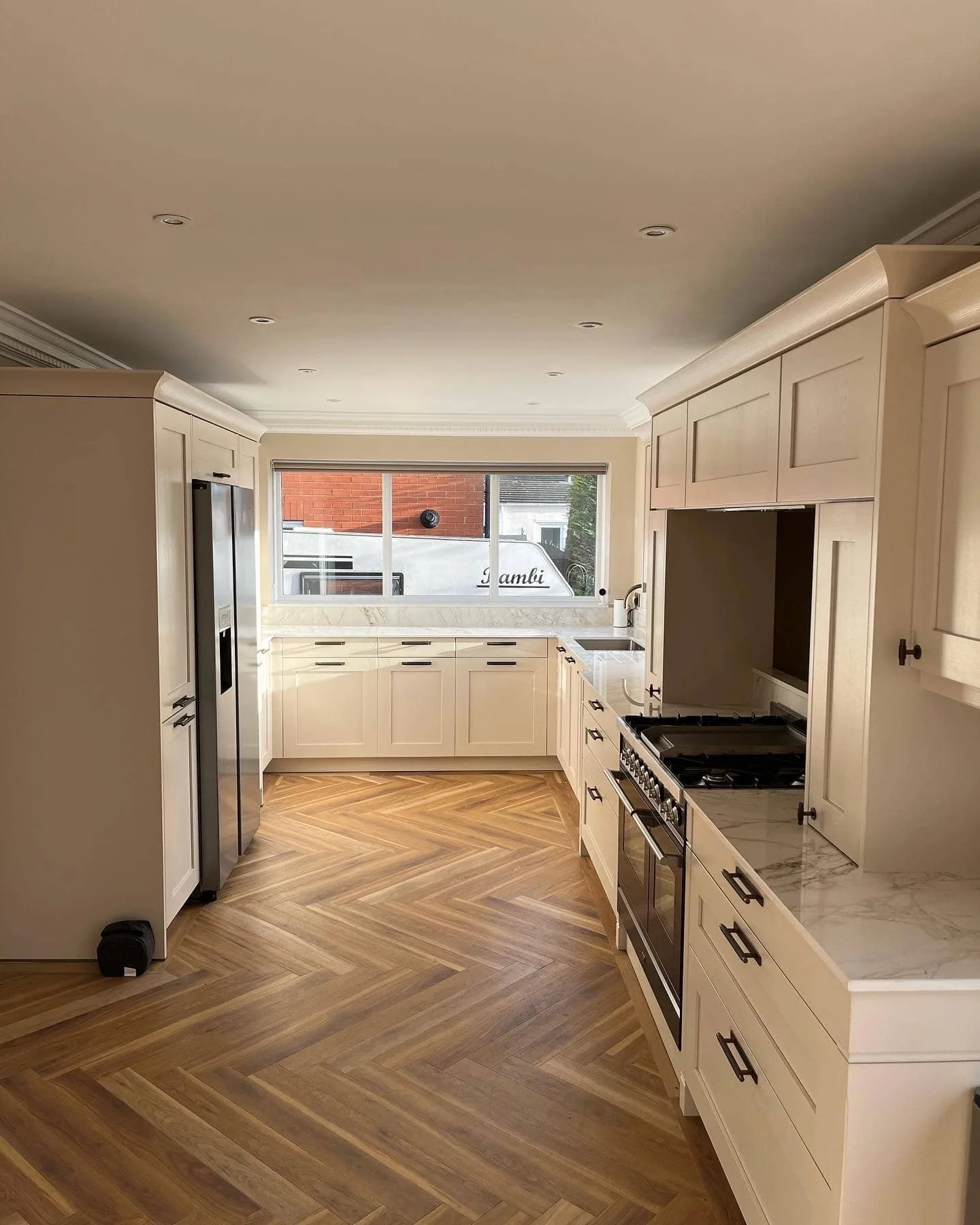 White Shaker Kitchen, Robinson, Cleethorpes-9F509F1B-A5B9-4EB9-A038-5F5DC105D029.jpeg