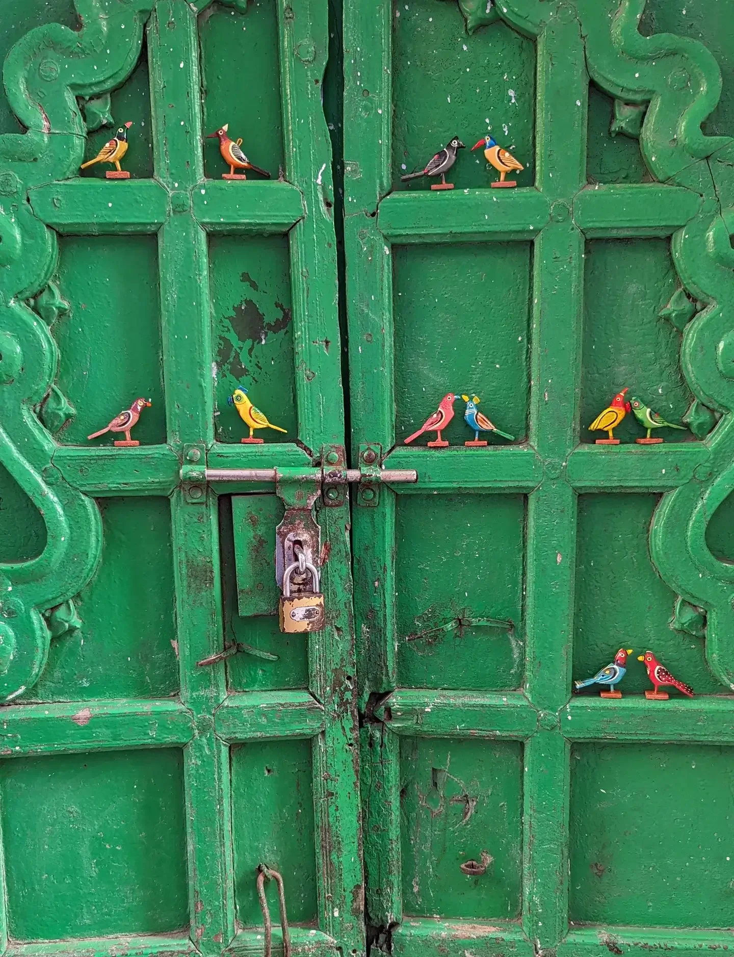 lovebirds_2.webp